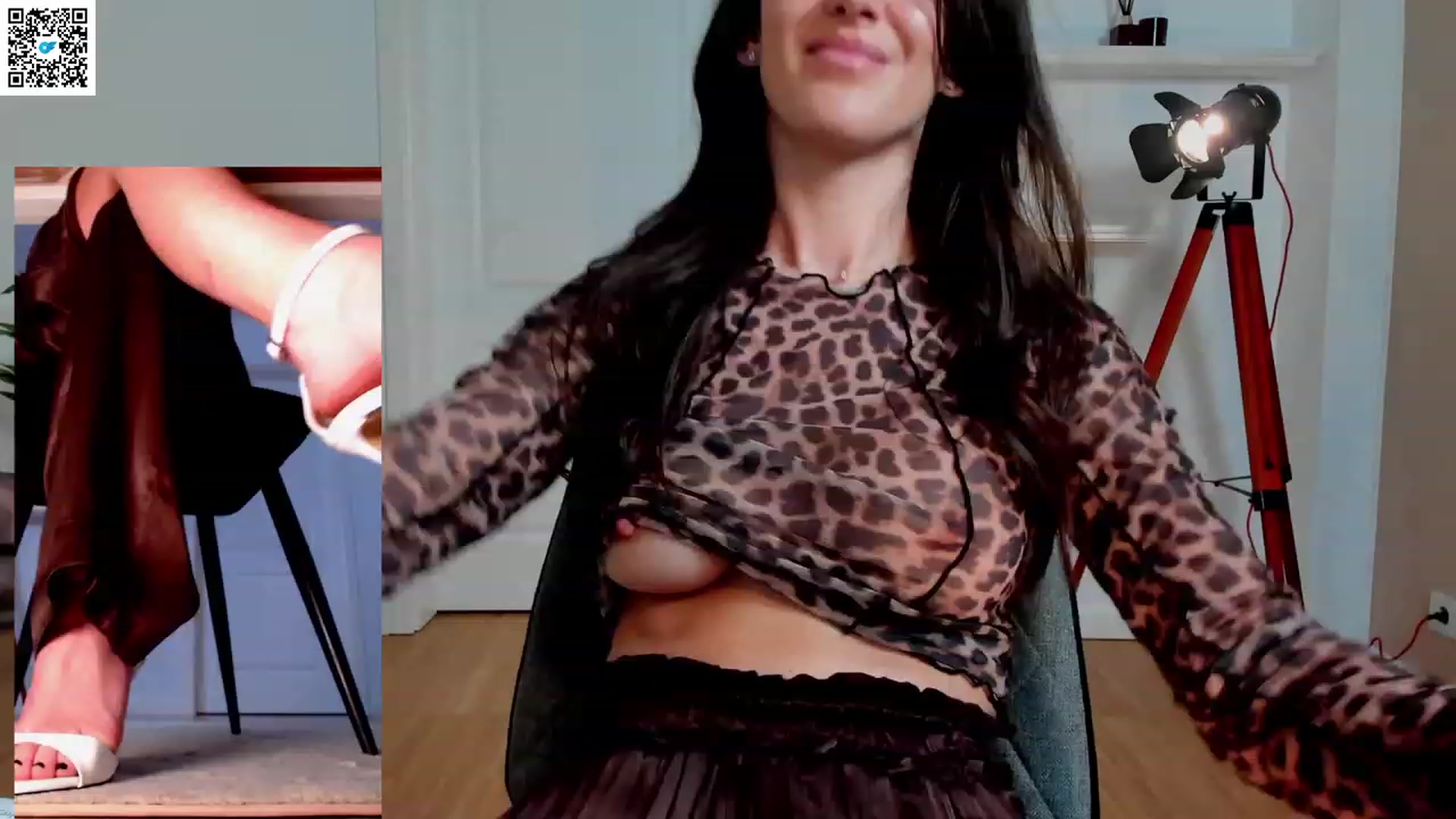 Gallery image thumbnail from LegswAttitude's myfreecams stream on, 03/20/2024, 13:58 image 18 of 20