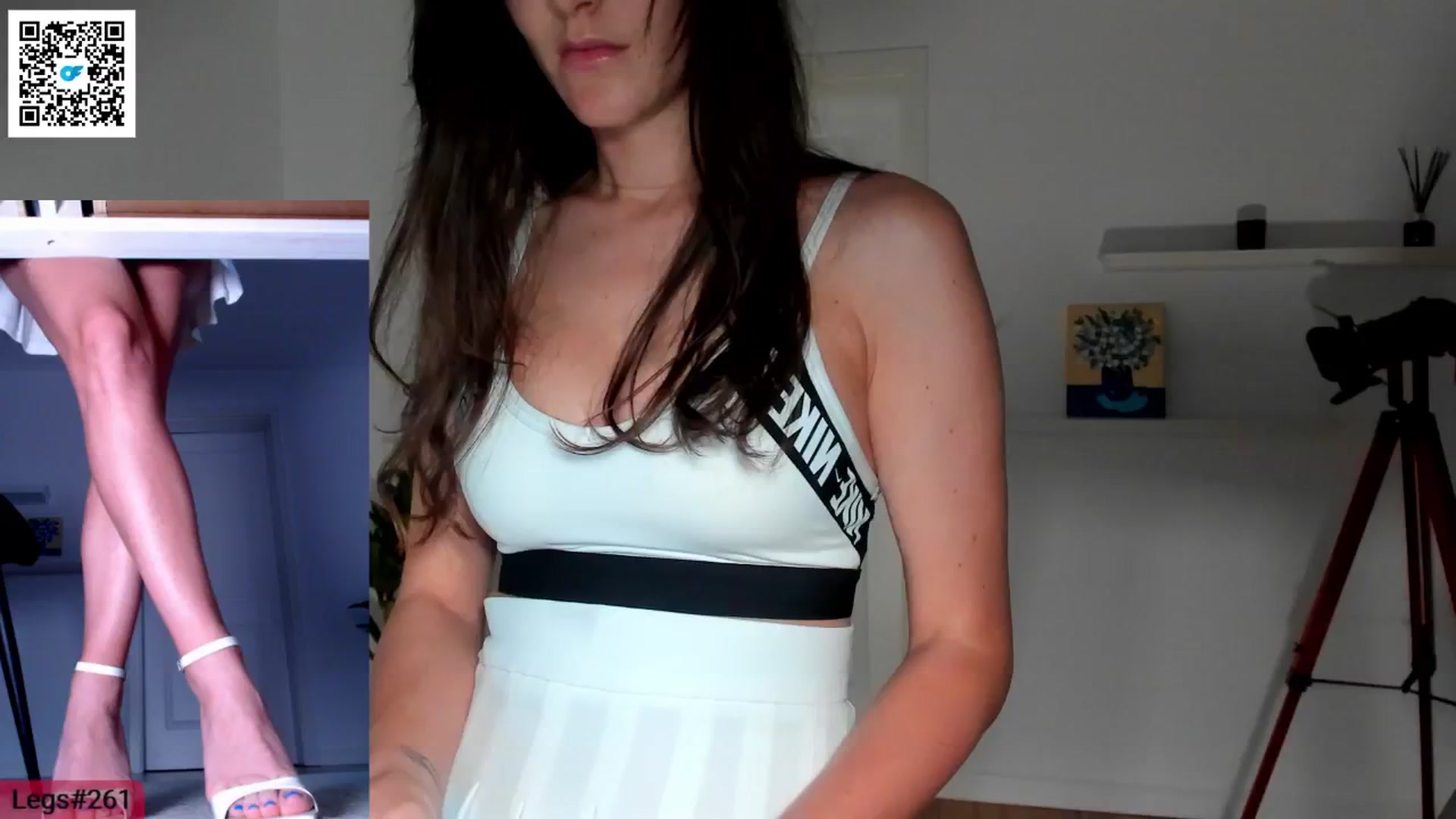 Gallery image thumbnail from LegswAttitude's myfreecams stream on, 05/18/2024, 21:01 image 1 of 20