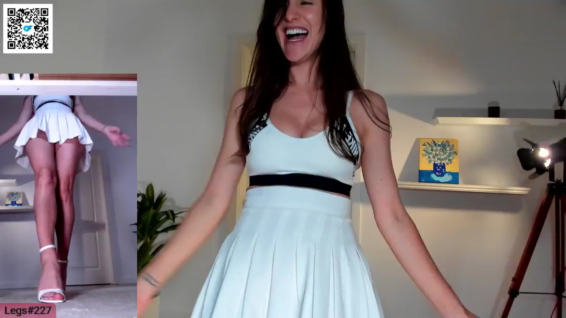 Gallery image thumbnail from LegswAttitude's myfreecams stream on, 05/18/2024, 21:01 image 10 of 20