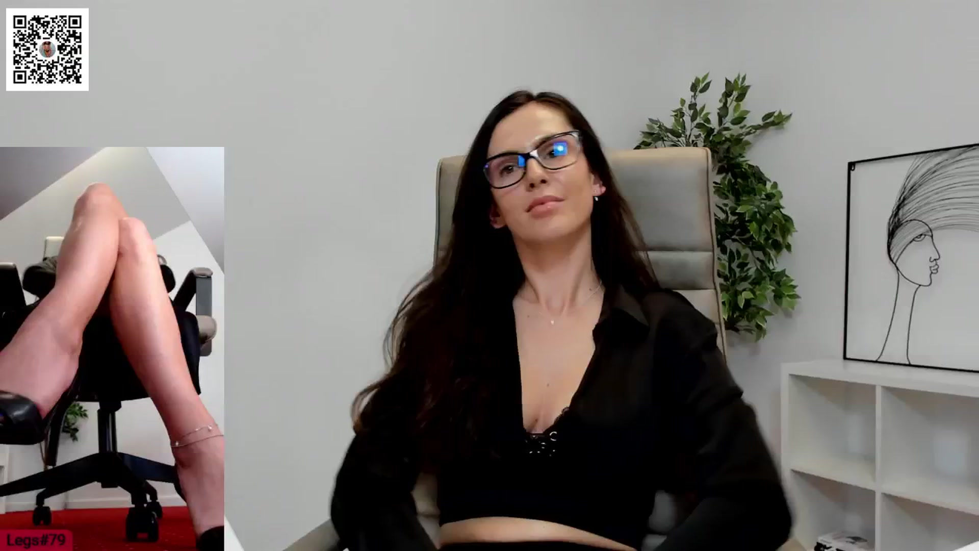 Gallery image thumbnail from LegswAttitude's myfreecams stream on, 05/28/2024, 10:31 image 2 of 20
