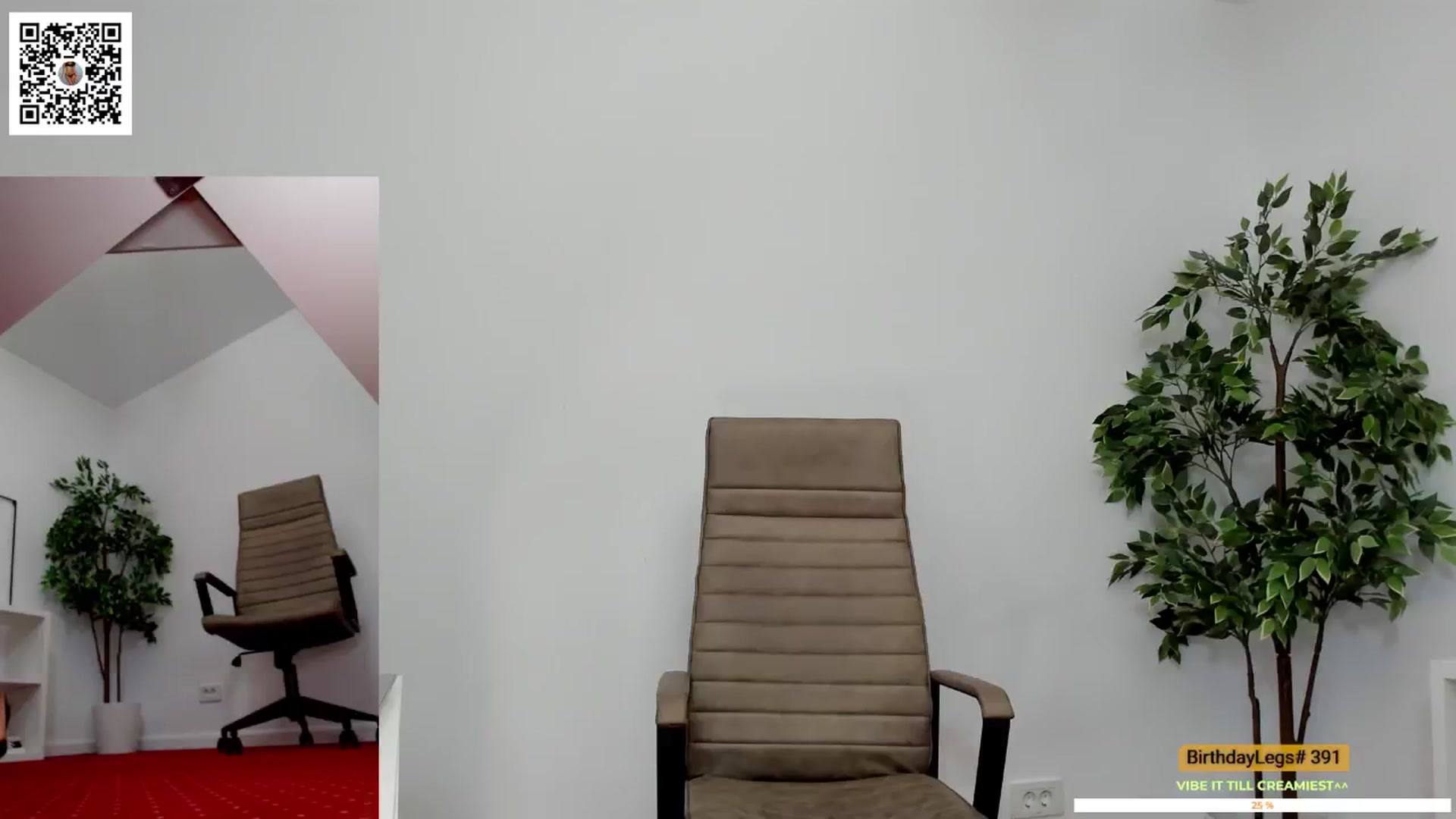Gallery image thumbnail from LegswAttitude's myfreecams stream on, 06/05/2024, 13:31 image 2 of 20
