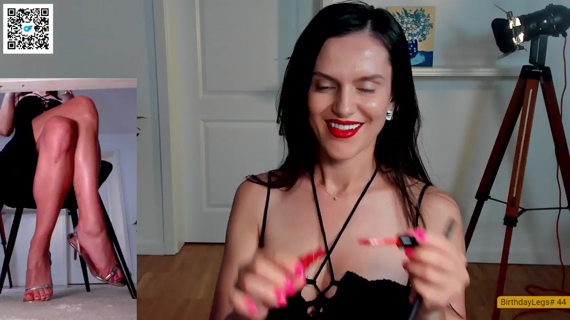 Gallery image thumbnail from LegswAttitude's myfreecams stream on, 06/30/2024, 20:39 image 9 of 20