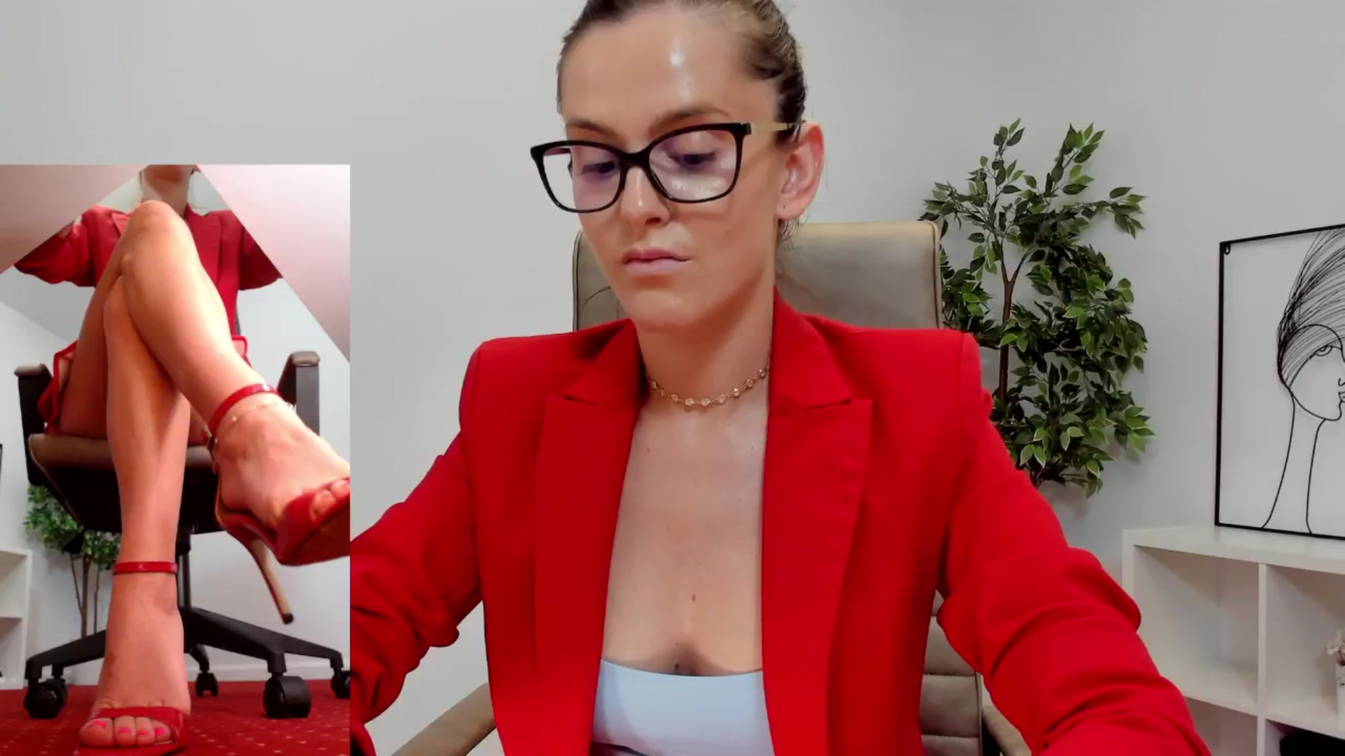 Gallery image thumbnail from LegswAttitude's myfreecams stream on, 07/04/2024, 12:41 image 8 of 20