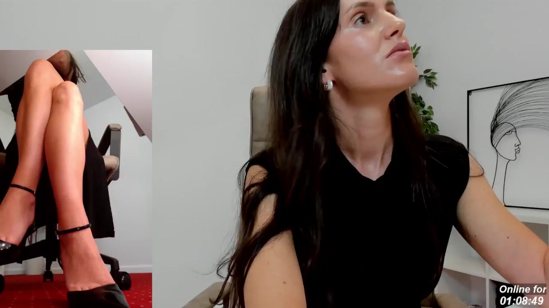 Gallery image thumbnail from LegswAttitude's myfreecams stream on, 07/10/2024, 13:26 image 12 of 20