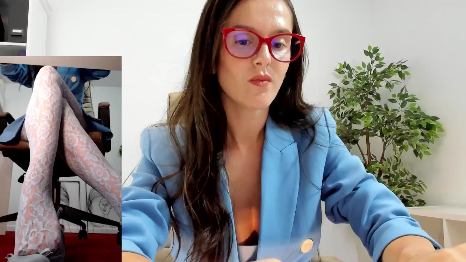 Gallery image thumbnail from LegswAttitude's myfreecams stream on, 11/05/2024, 14:36 image 4 of 20