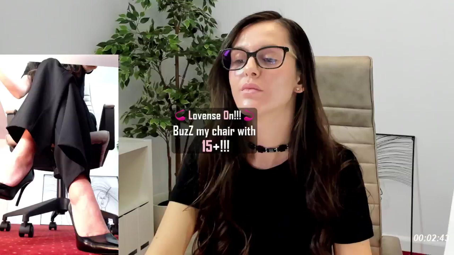 Gallery image thumbnail from LegswAttitude's myfreecams stream on, 11/08/2024, 14:01 image 12 of 20