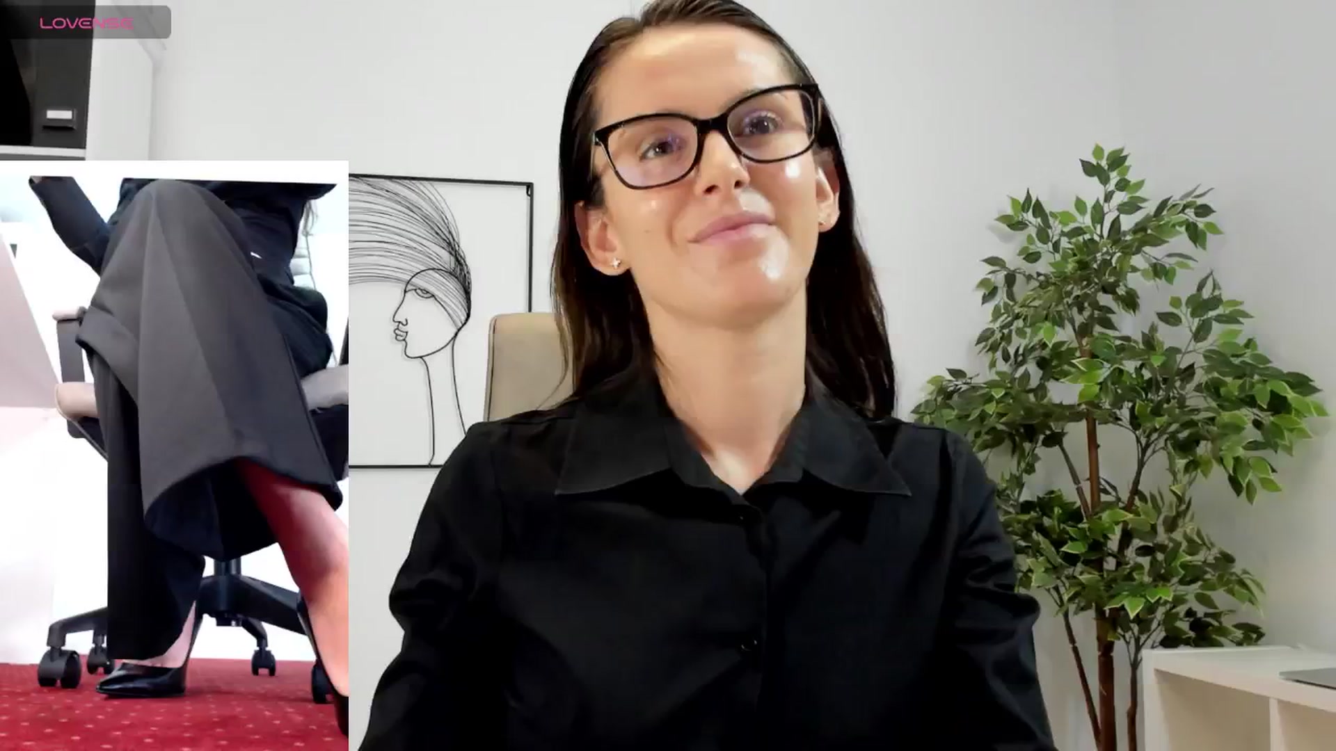 Gallery image thumbnail from LegswAttitude's myfreecams stream on, 11/15/2024, 11:18 image 15 of 20