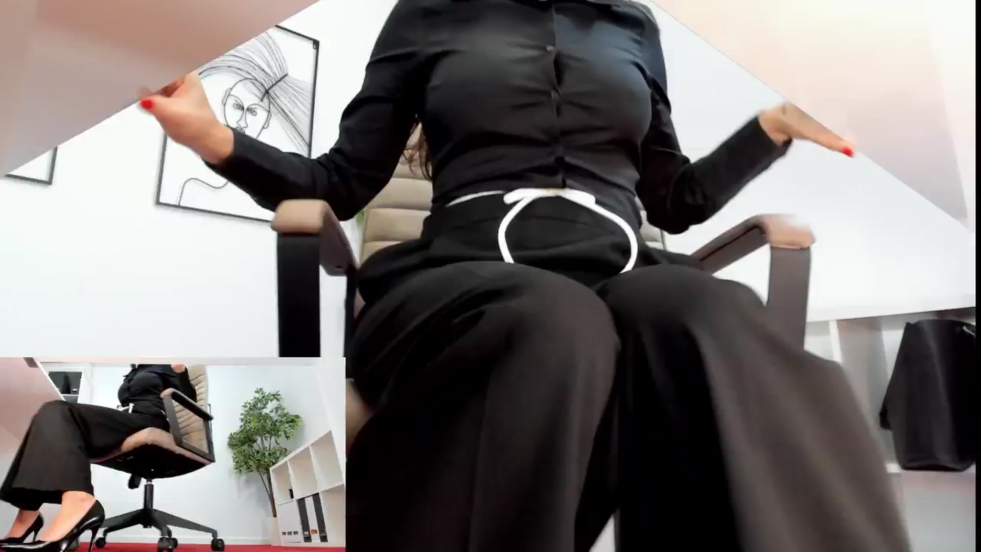 Gallery image thumbnail from LegswAttitude's myfreecams stream on, 11/15/2024, 11:18 image 16 of 20
