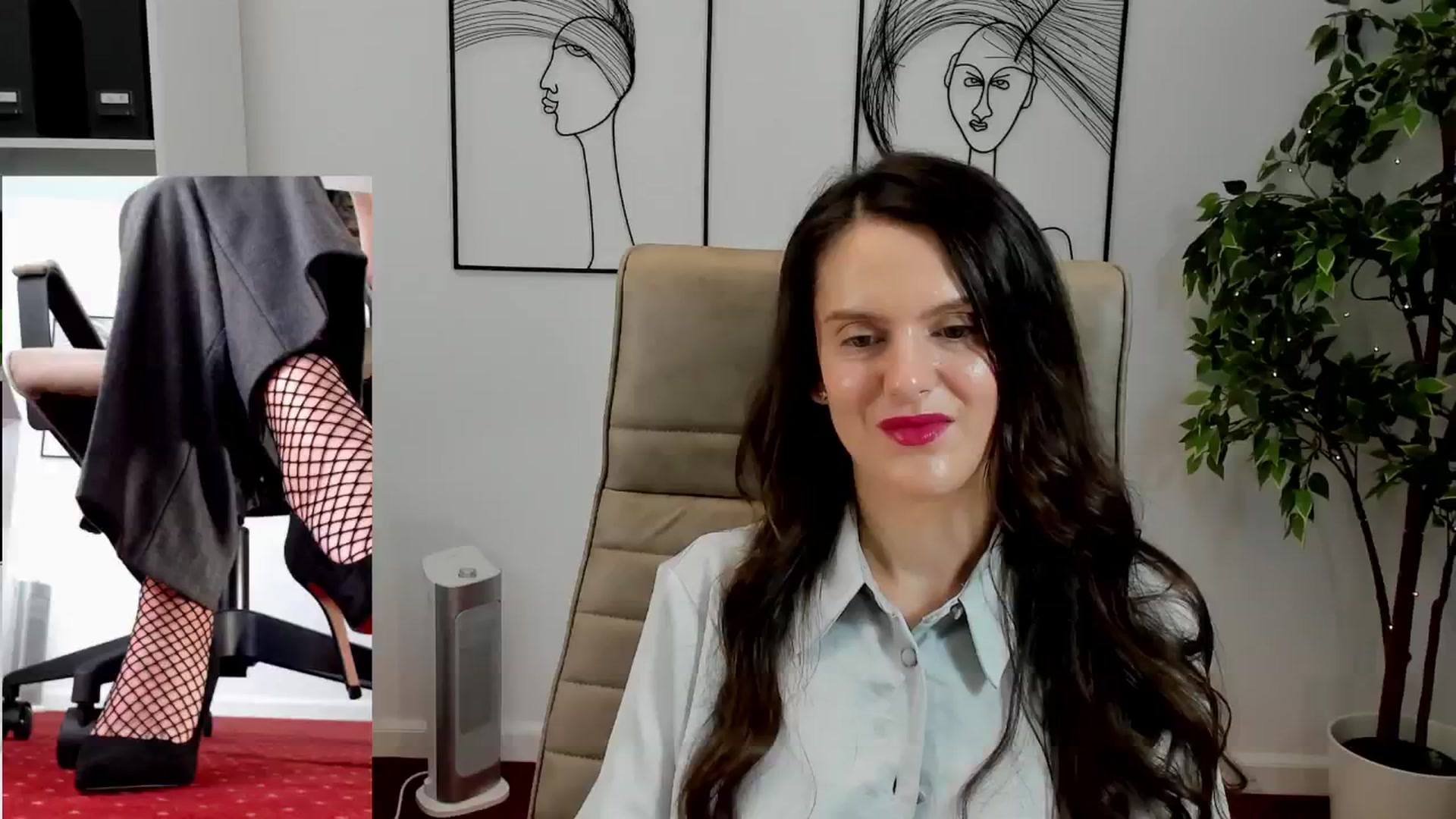 Gallery image thumbnail from LegswAttitude's myfreecams stream on, 12/12/2024, 15:02 image 13 of 20