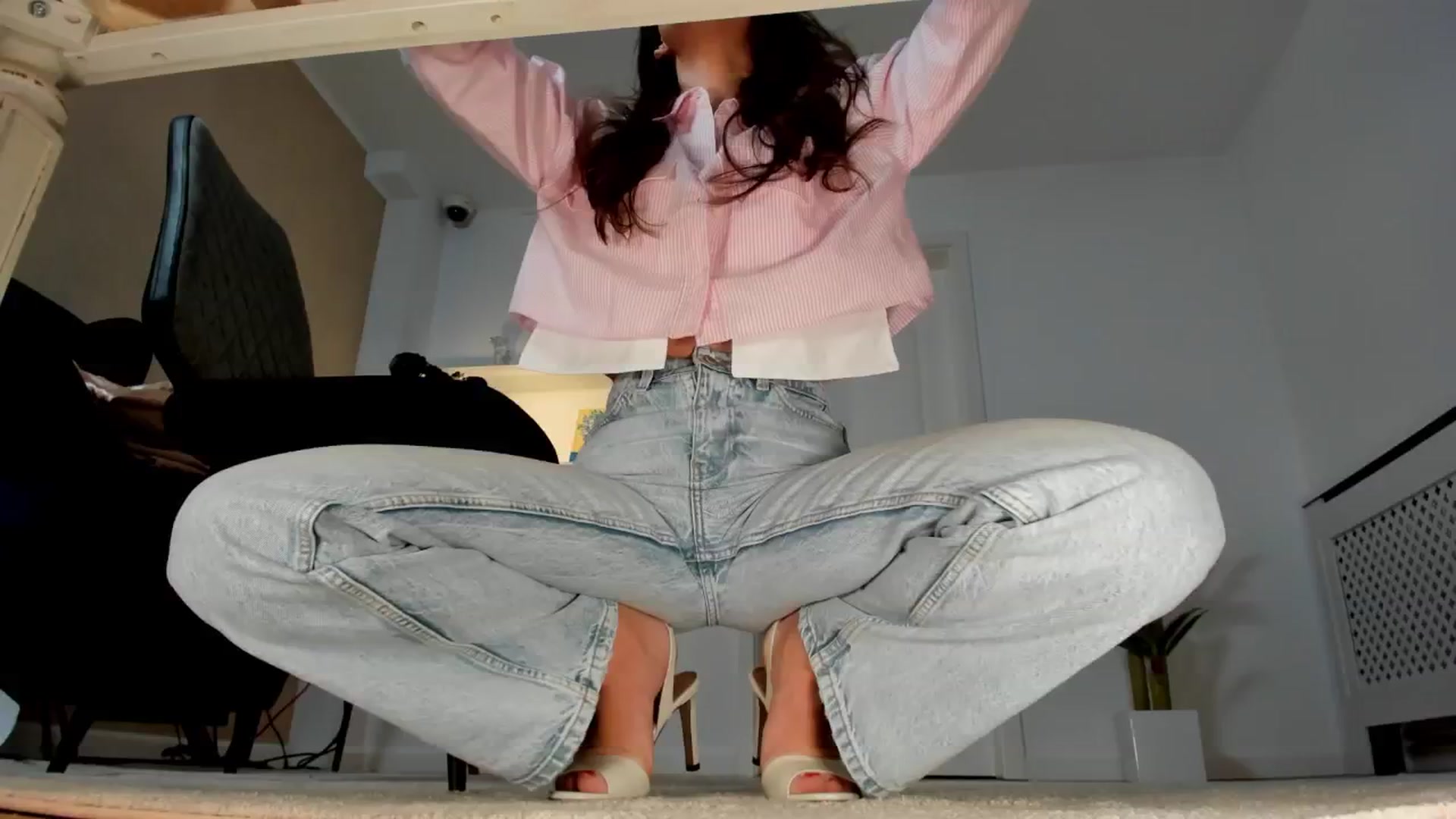 Gallery image thumbnail from LegswAttitude's myfreecams stream on, 12/16/2024, 13:58 image 10 of 20