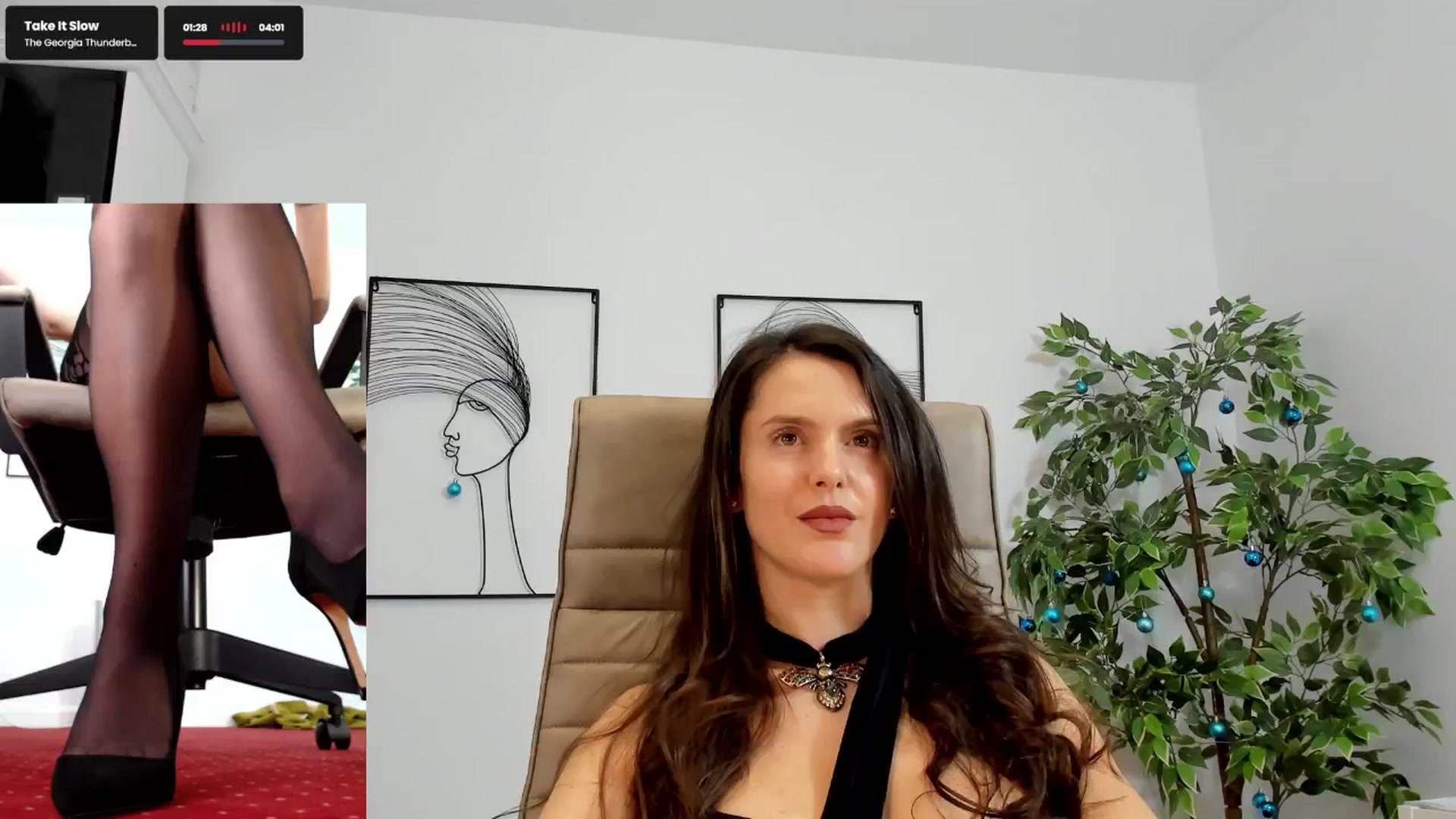 Gallery image thumbnail from LegswAttitude's myfreecams stream on, 12/30/2024, 14:17 image 19 of 20