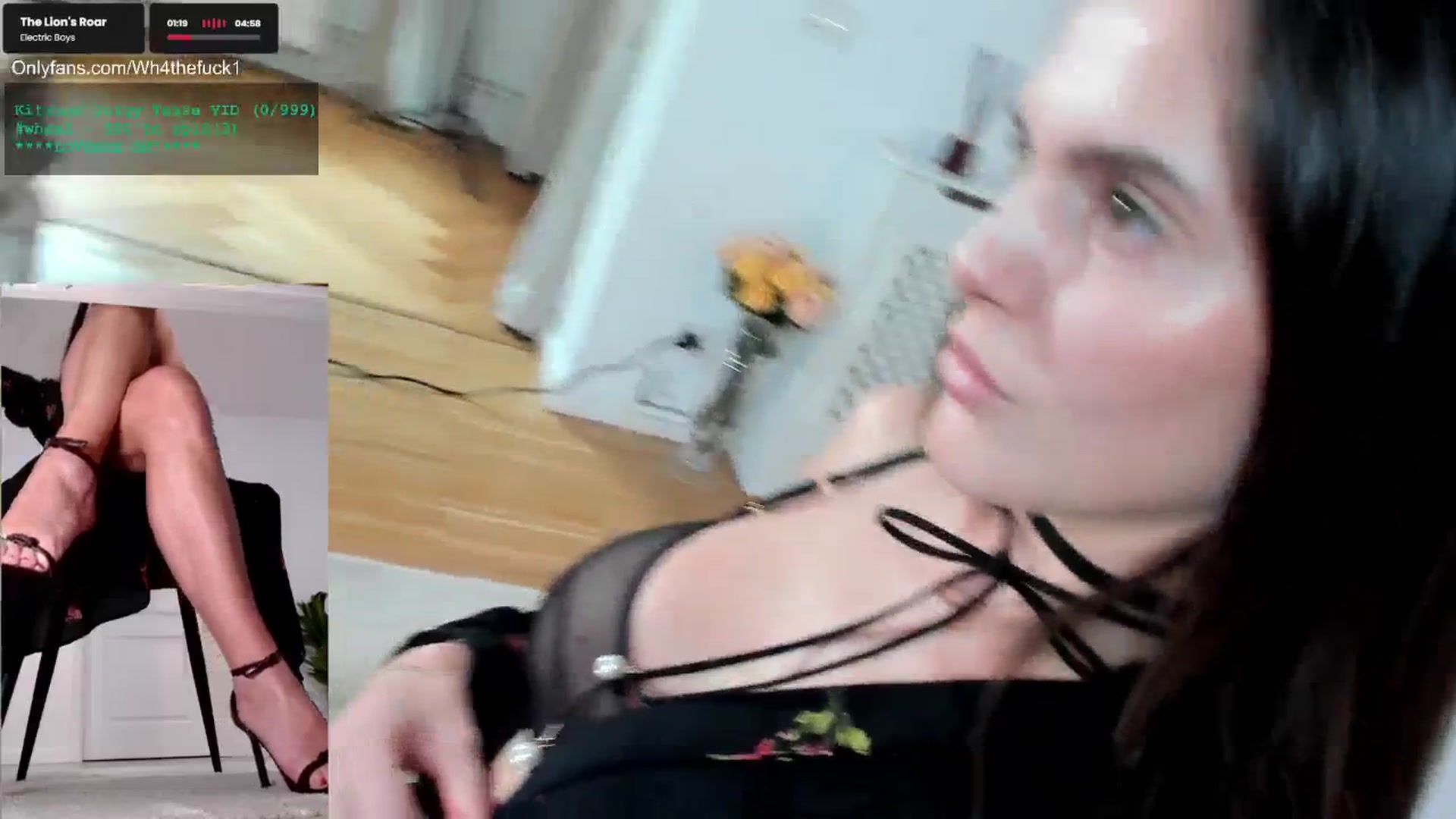 Gallery image thumbnail from LegswAttitude's myfreecams stream on, 04/04/2025, 12:23 image 14 of 20