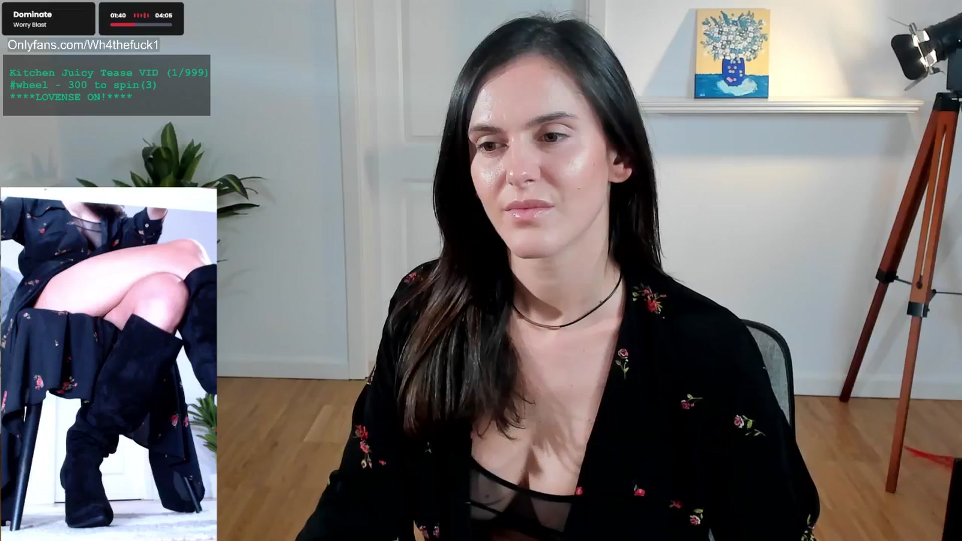 Gallery image thumbnail from LegswAttitude's myfreecams stream on, 04/04/2025, 18:32 image 4 of 20