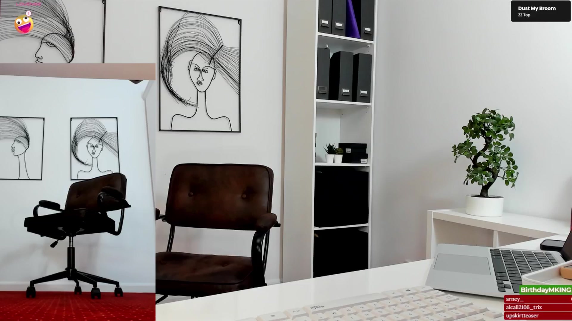 Gallery image thumbnail from LegswAttitude's myfreecams stream on, 06/27/2025, 14:42 image 12 of 20