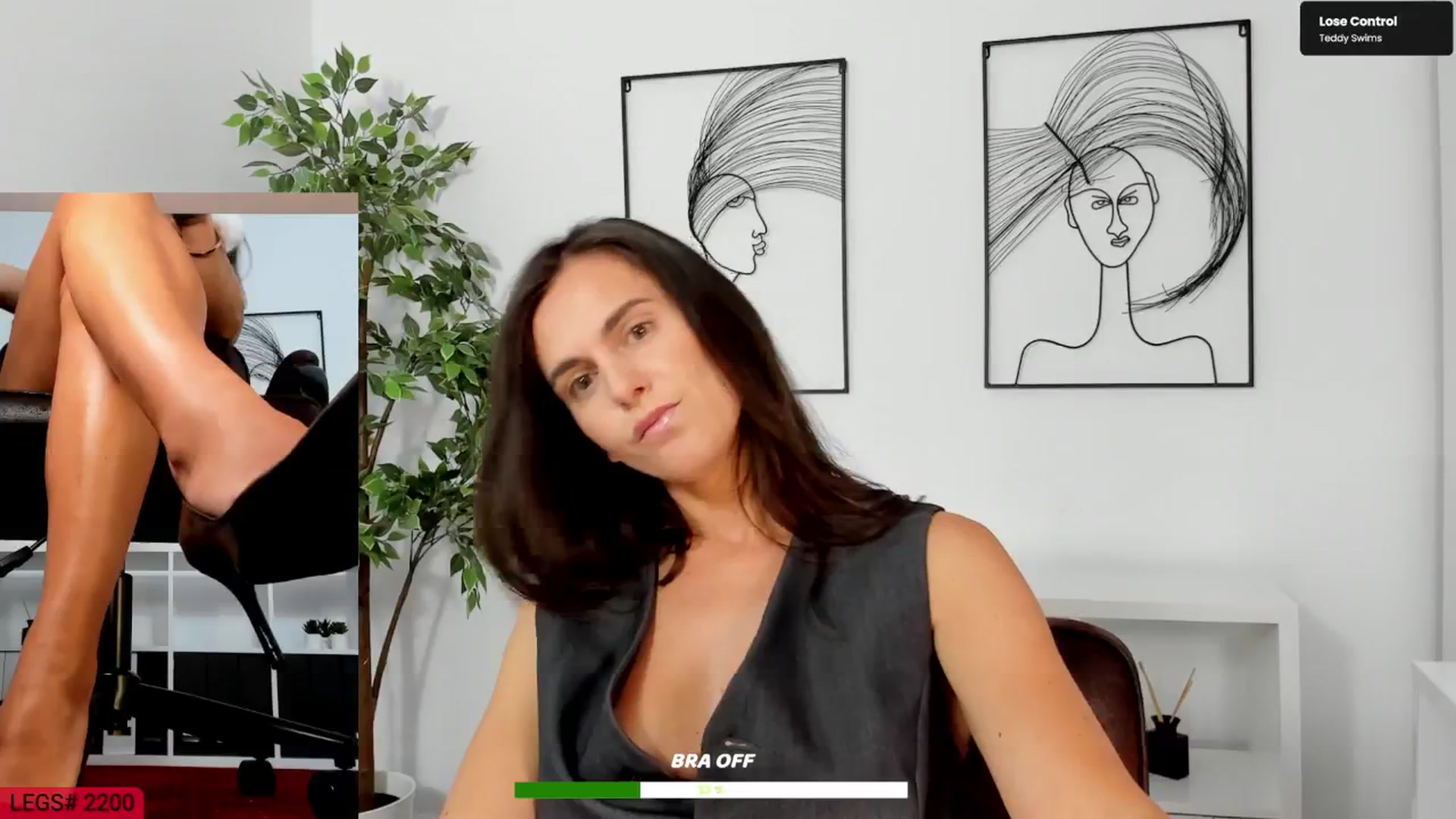 Gallery image thumbnail from LegswAttitude's myfreecams stream on, 08/26/2025, 13:48 image 17 of 20