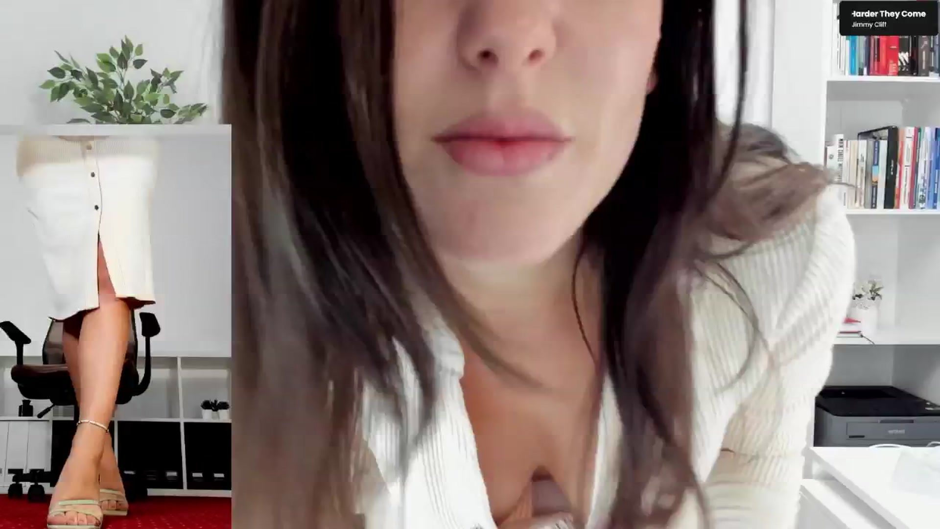 Gallery image thumbnail from LegswAttitude's myfreecams stream on, 09/09/2025, 13:21 image 3 of 20