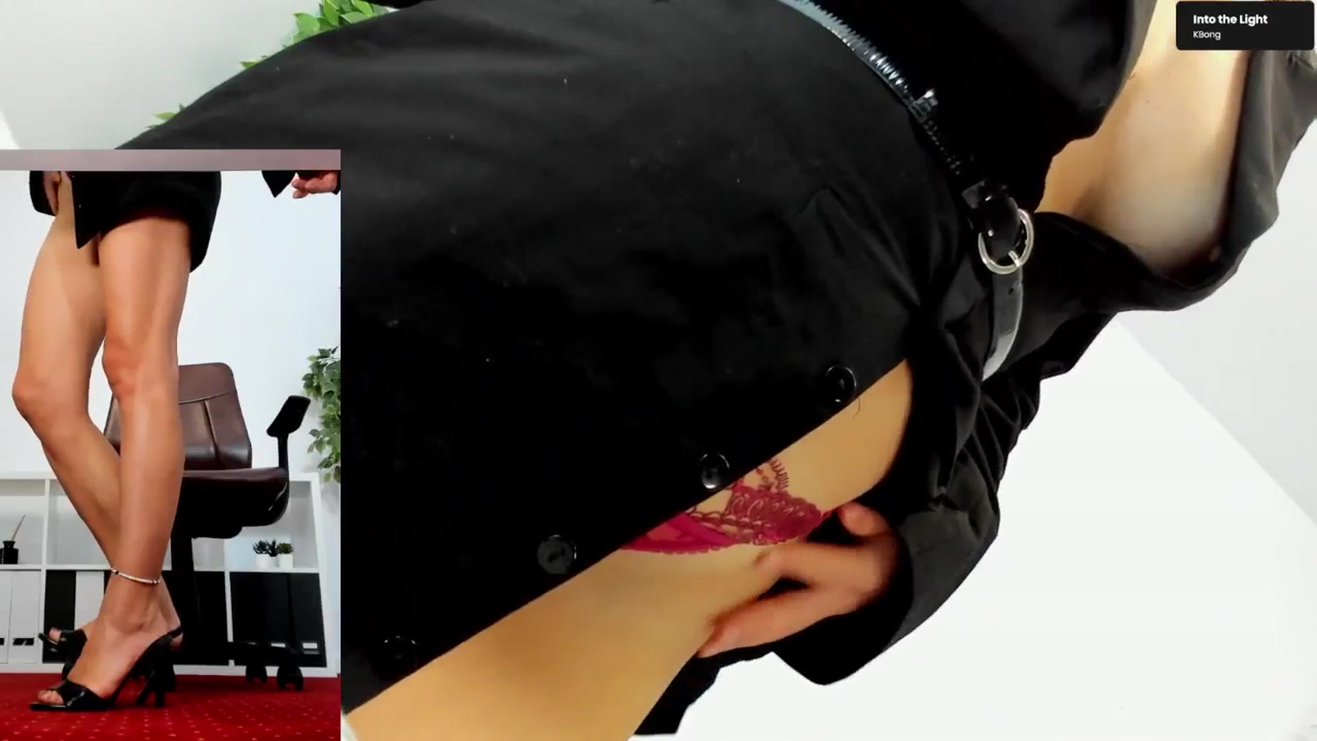 Gallery image thumbnail from LegswAttitude's myfreecams stream on, 09/17/2025, 10:49 image 12 of 20