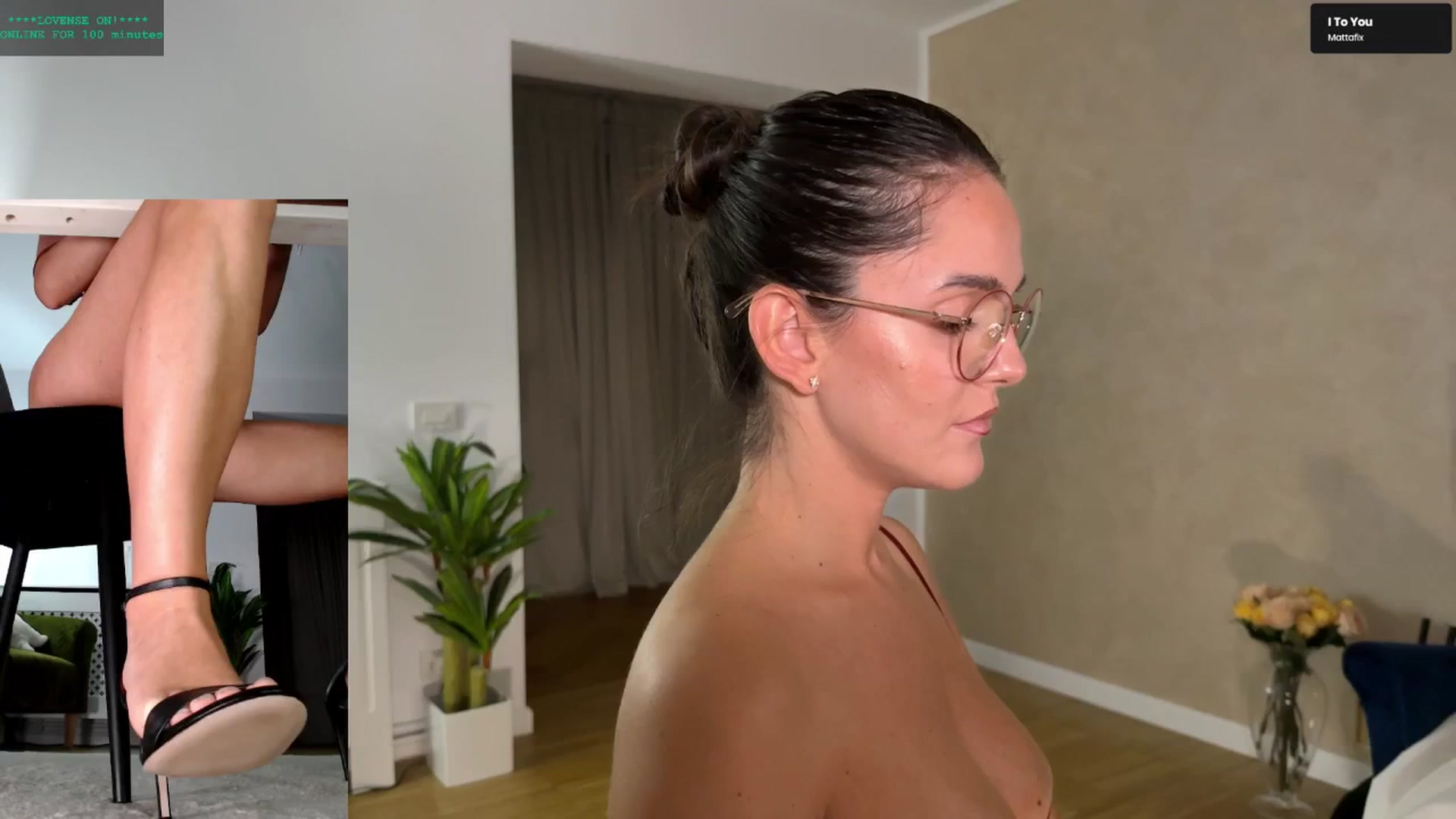Gallery image thumbnail from LegswAttitude's myfreecams stream on, 10/05/2025, 18:06 image 5 of 20