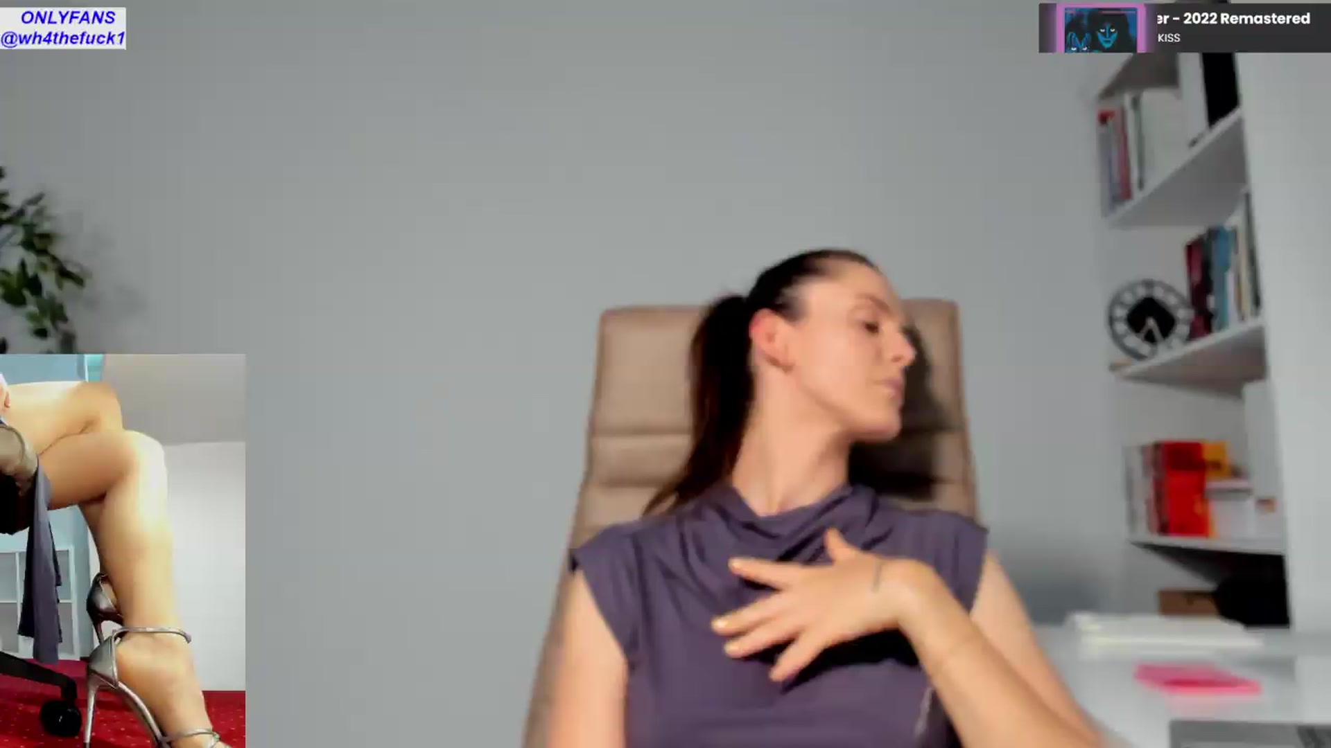 Gallery image thumbnail from LegswAttitude's myfreecams stream on, 05/20/2026, 17:09 image 6 of 20