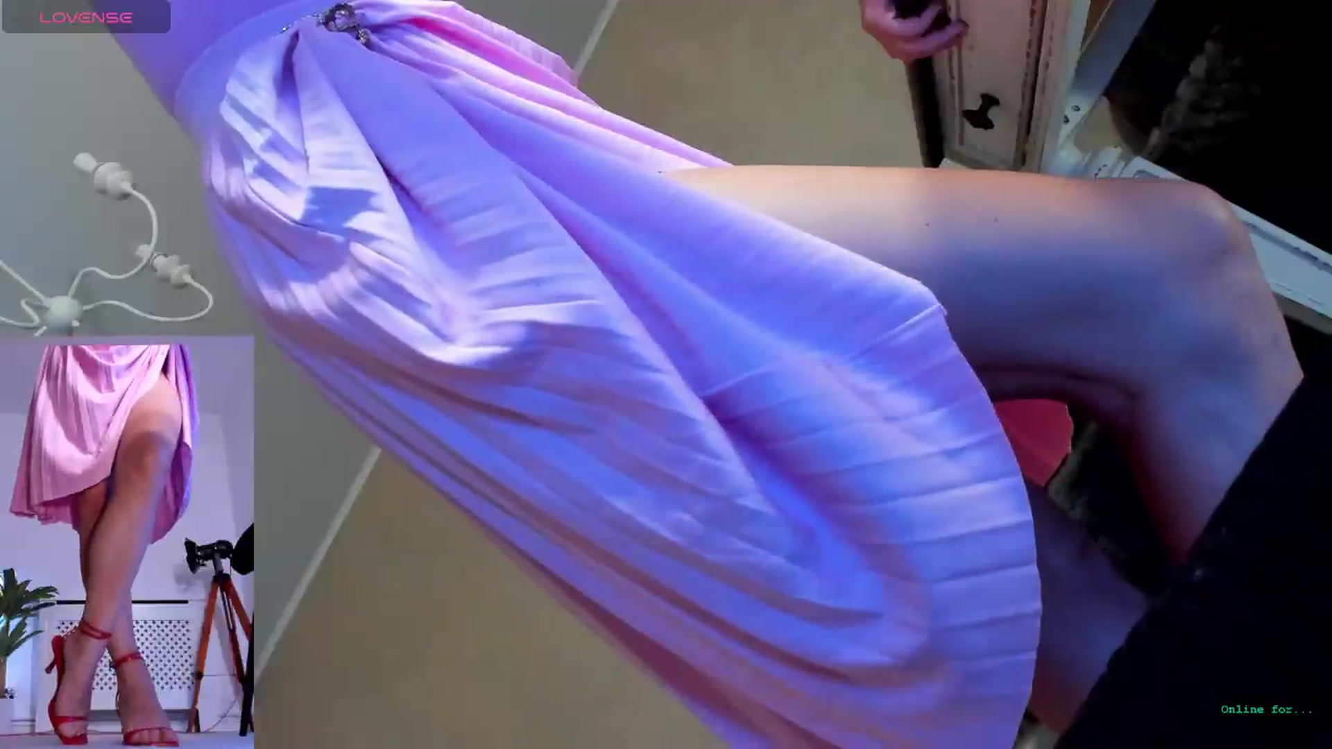 Gallery image thumbnail from LegswAttitude's myfreecams stream on, 06/13/2026, 18:00 image 13 of 20