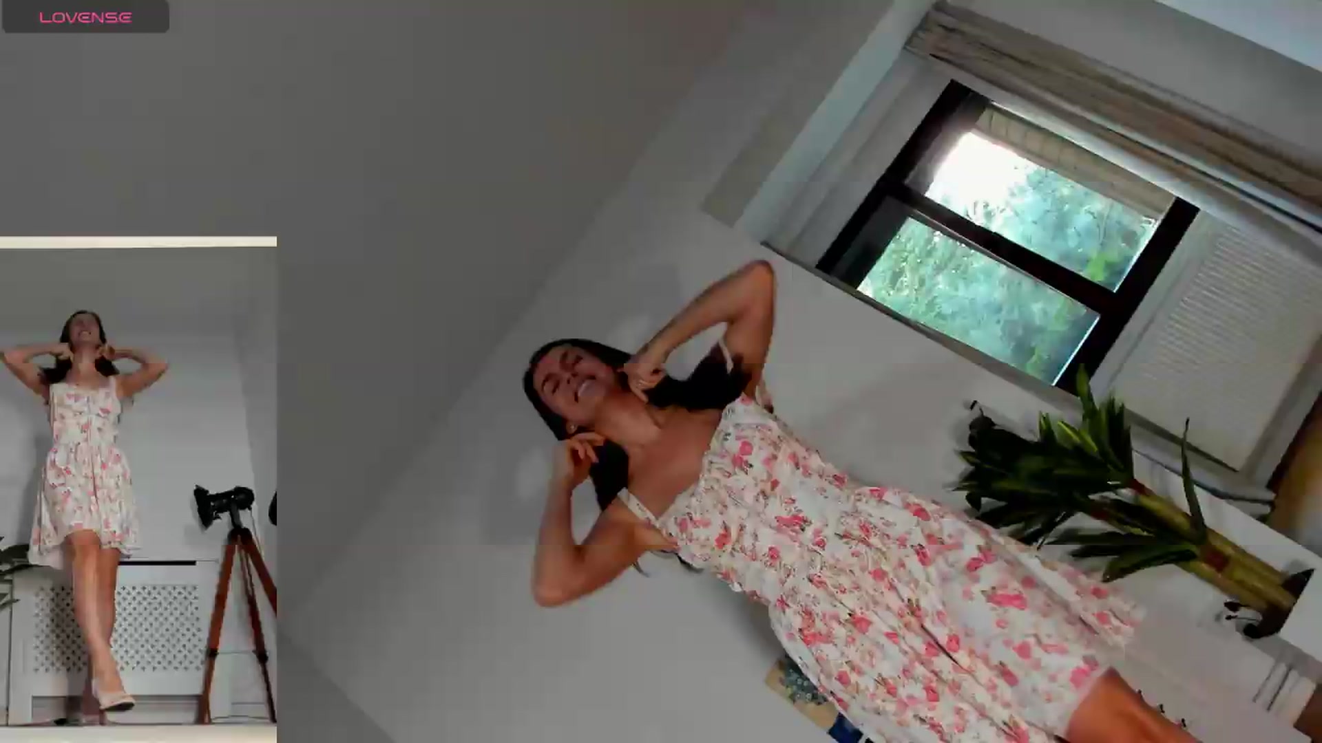 Gallery image thumbnail from LegswAttitude's myfreecams stream on, 07/31/2026, 17:08 image 12 of 20