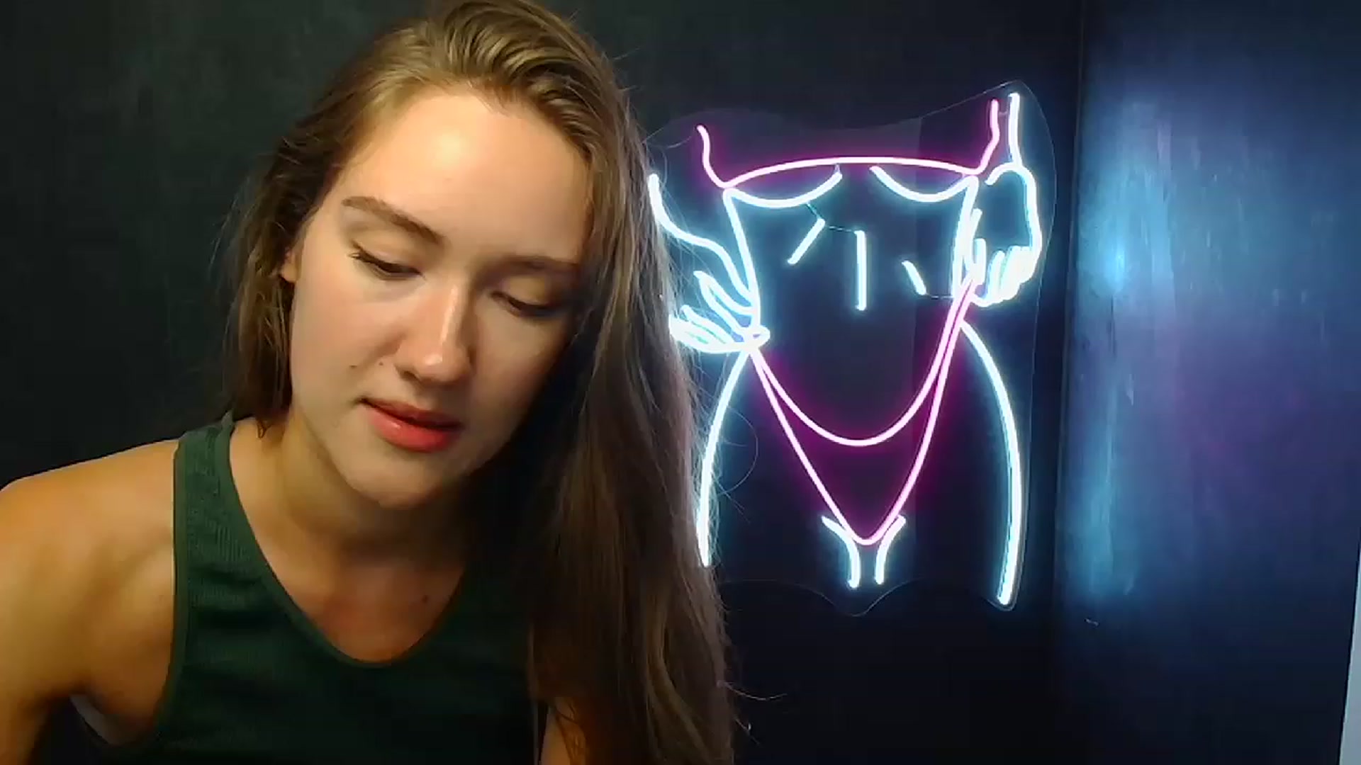 Gallery image thumbnail from Leia_Sweet's myfreecams stream on, 07/21/2023, 17:06 image 16 of 20