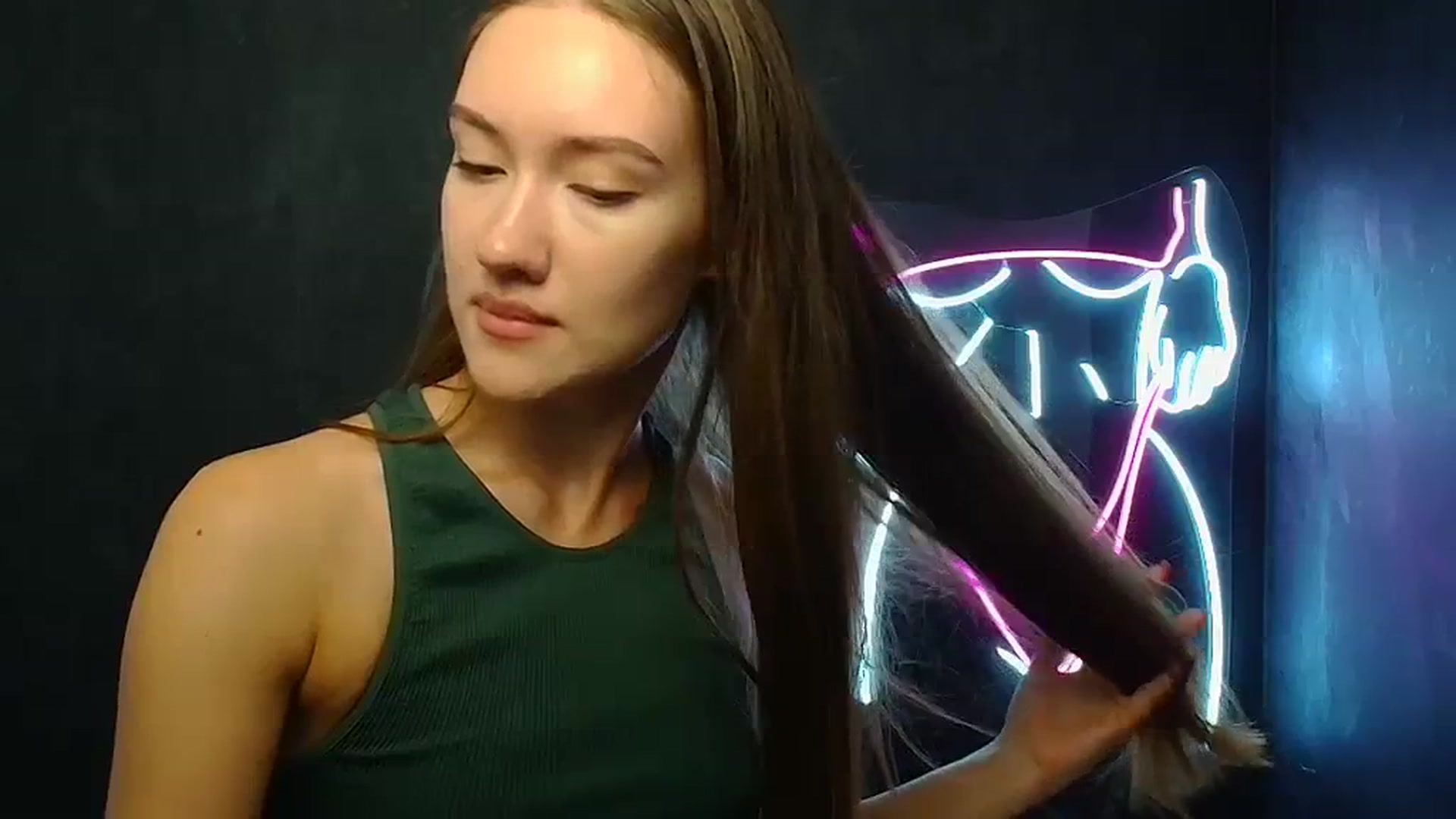 Gallery image thumbnail from Leia_Sweet's myfreecams stream on, 07/26/2023, 07:15 image 7 of 20