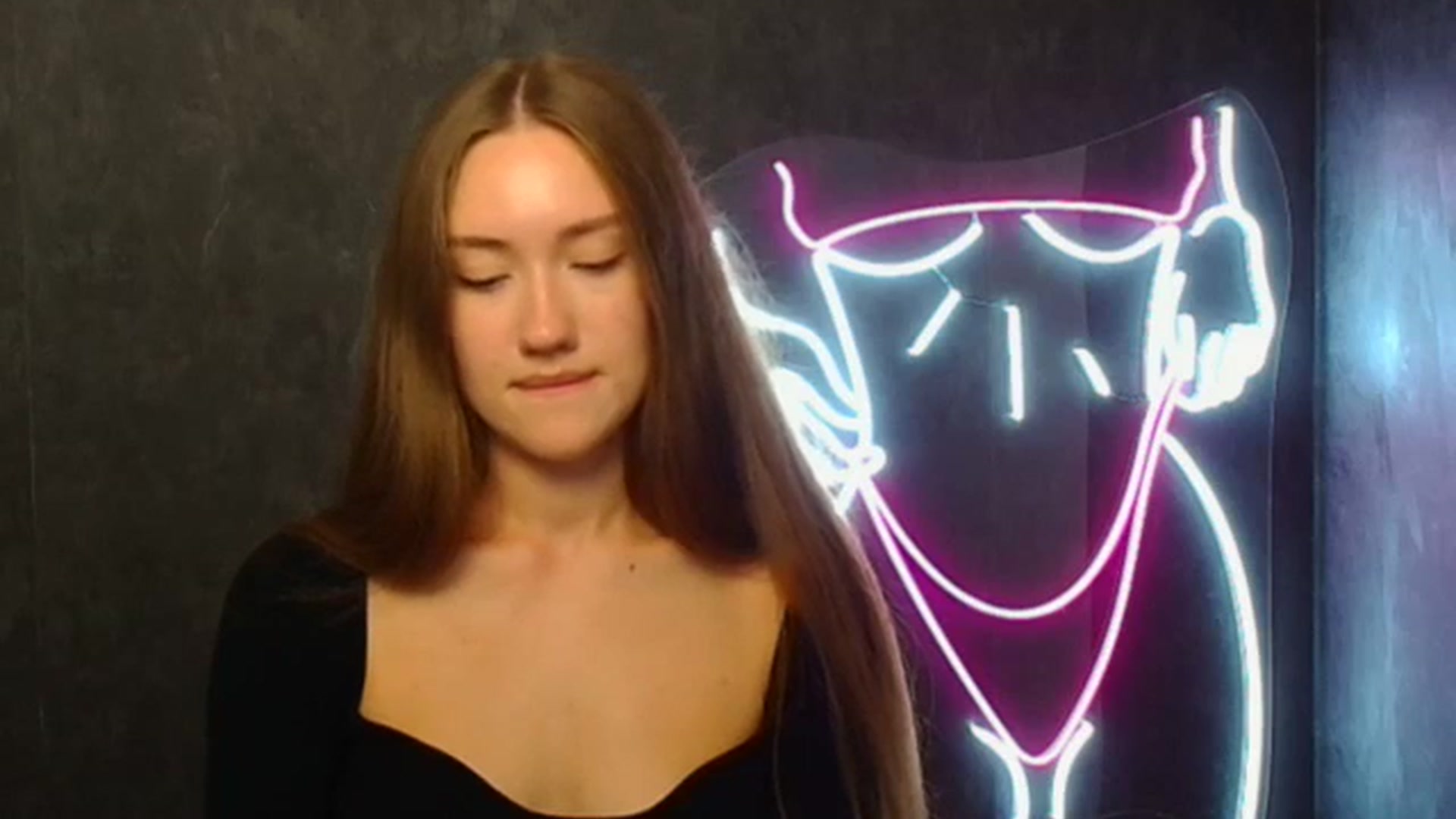 Gallery image thumbnail from Leia_Sweet's myfreecams stream on, 07/27/2023, 09:45 image 6 of 20