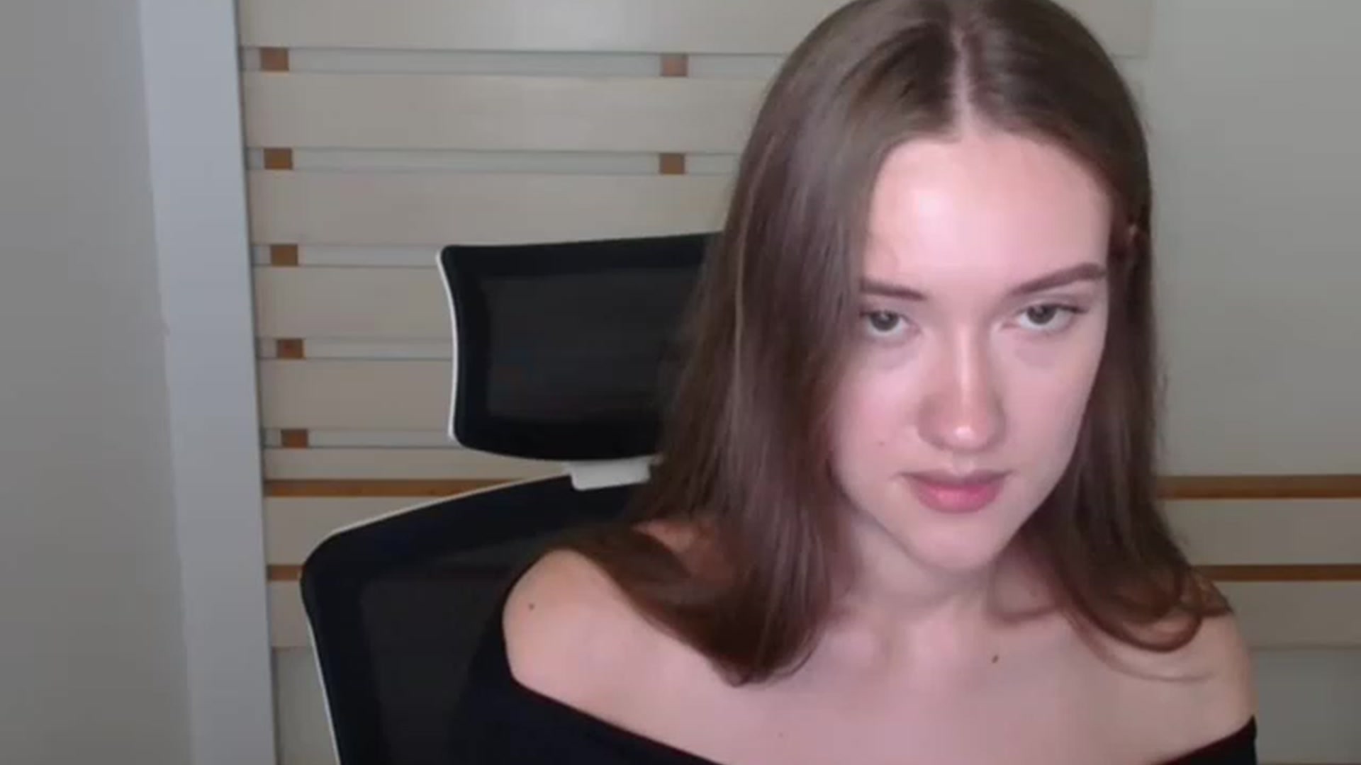 Gallery image thumbnail from Leia_Sweet's myfreecams stream on, 08/01/2023, 13:39 image 19 of 20