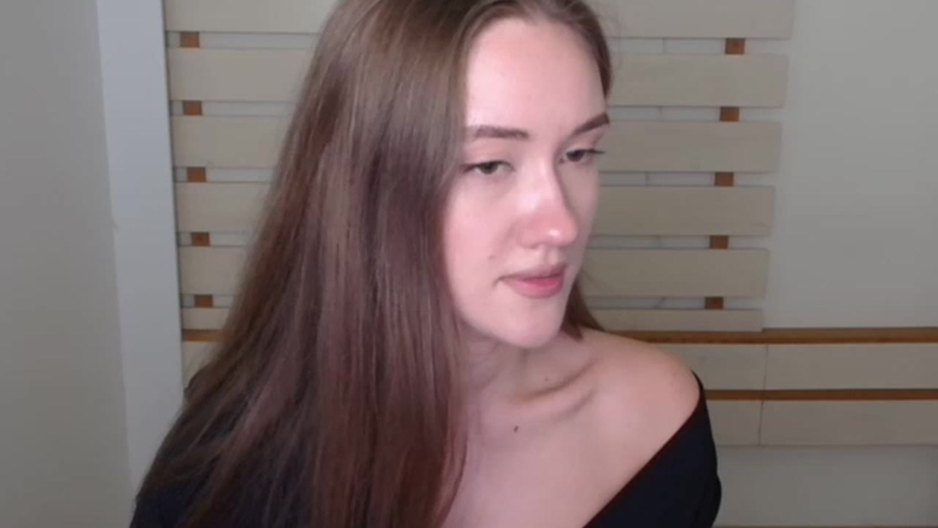 Gallery image thumbnail from Leia_Sweet's myfreecams stream on, 08/01/2023, 13:39 image 12 of 20