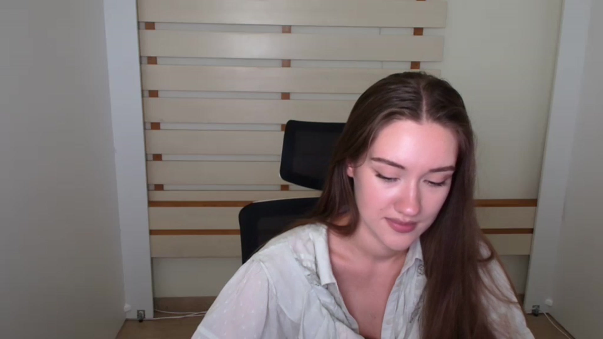 Gallery image thumbnail from Leia_Sweet's myfreecams stream on, 08/03/2023, 12:36 image 8 of 20