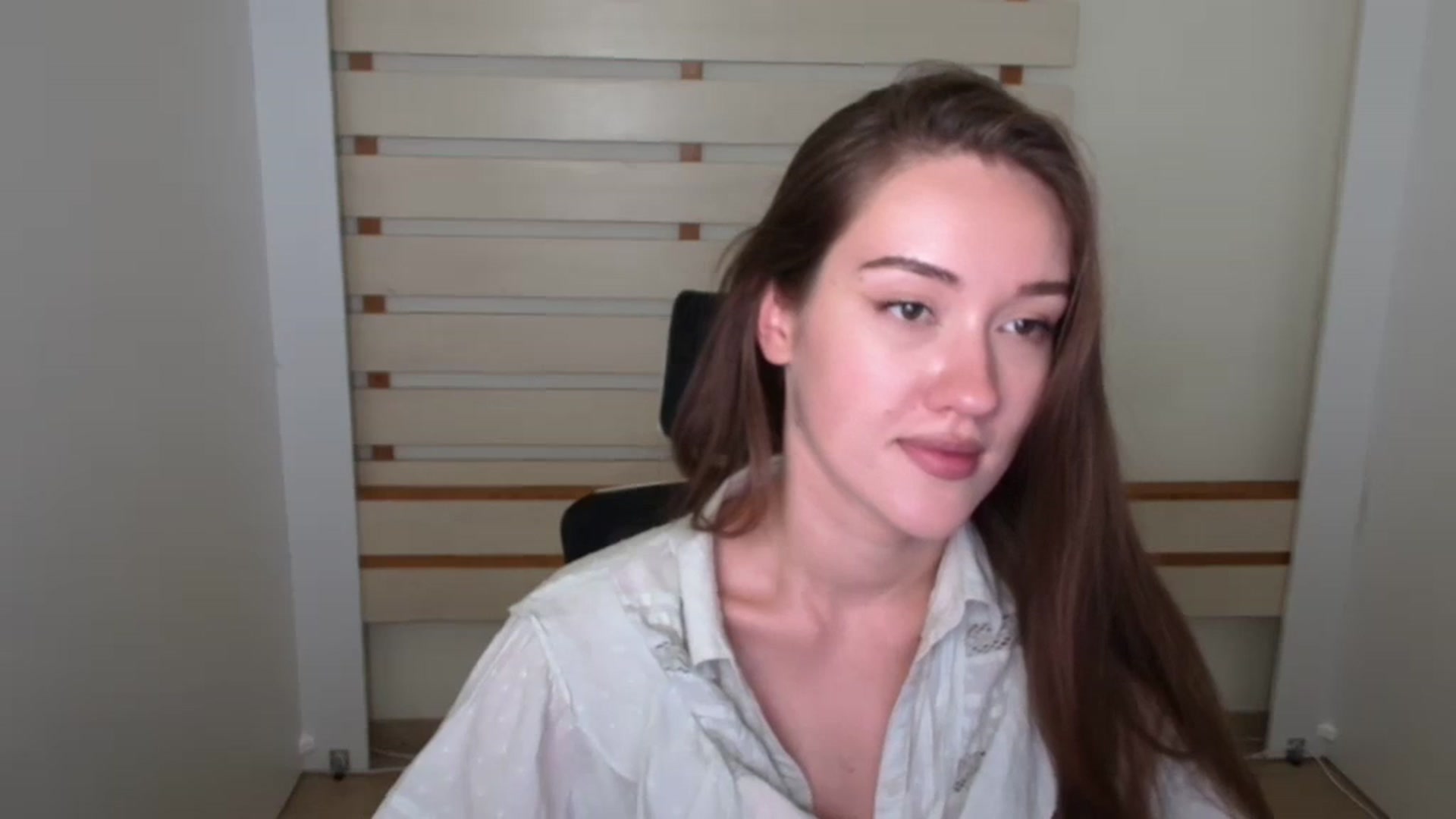Gallery image thumbnail from Leia_Sweet's myfreecams stream on, 08/03/2023, 12:36 image 11 of 20