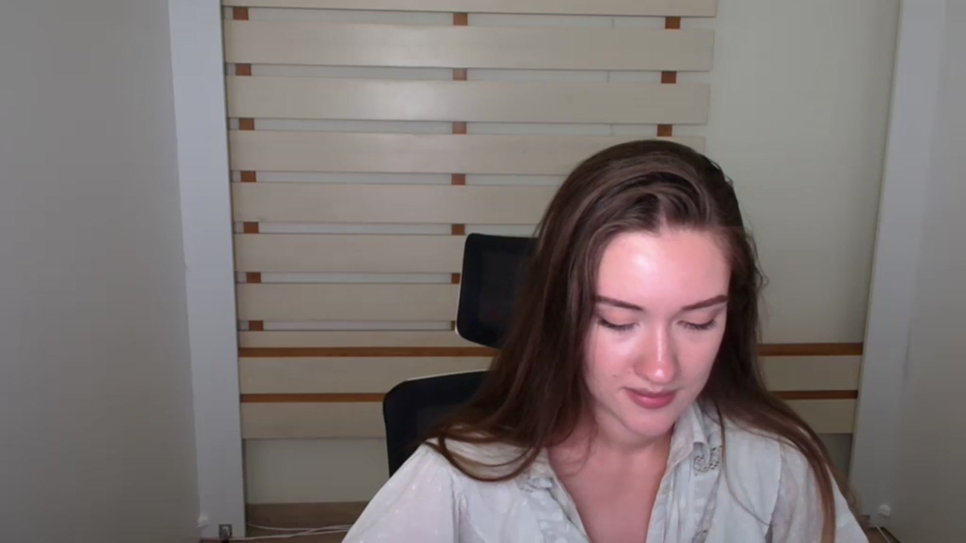 Gallery image thumbnail from Leia_Sweet's myfreecams stream on, 08/03/2023, 15:00 image 7 of 20