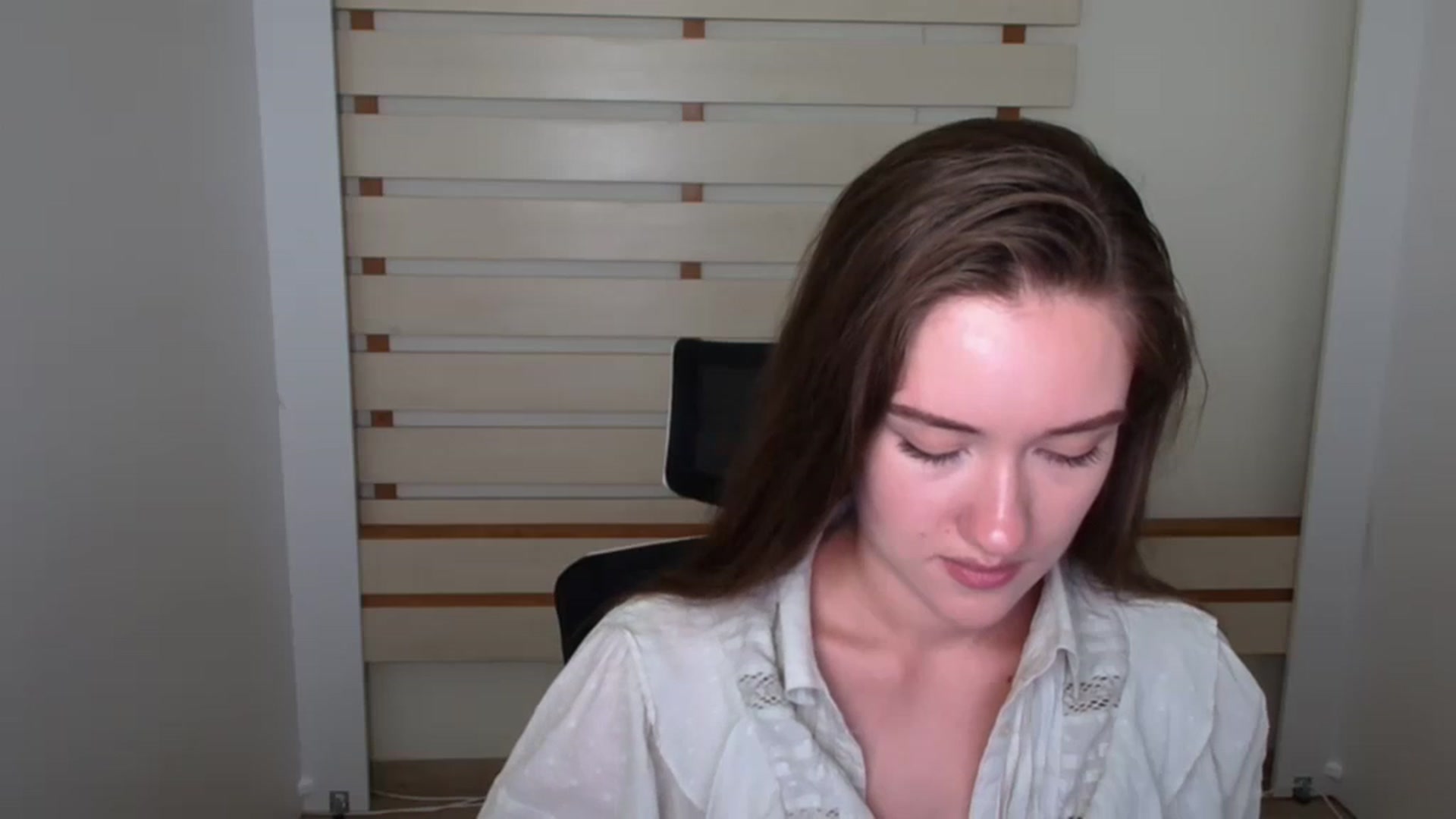 Gallery image thumbnail from Leia_Sweet's myfreecams stream on, 08/03/2023, 15:00 image 16 of 20
