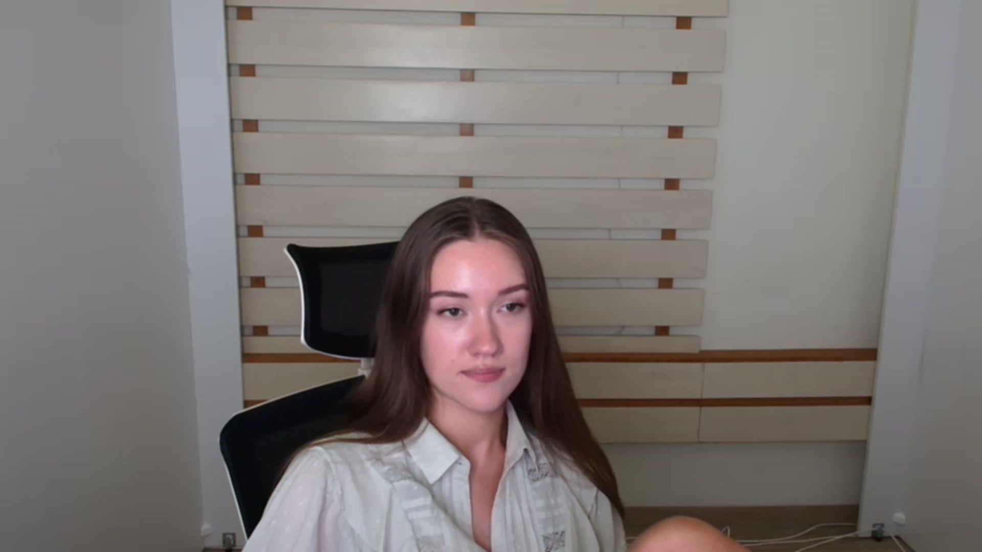 Gallery image thumbnail from Leia_Sweet's myfreecams stream on, 08/03/2023, 16:43 image 4 of 20