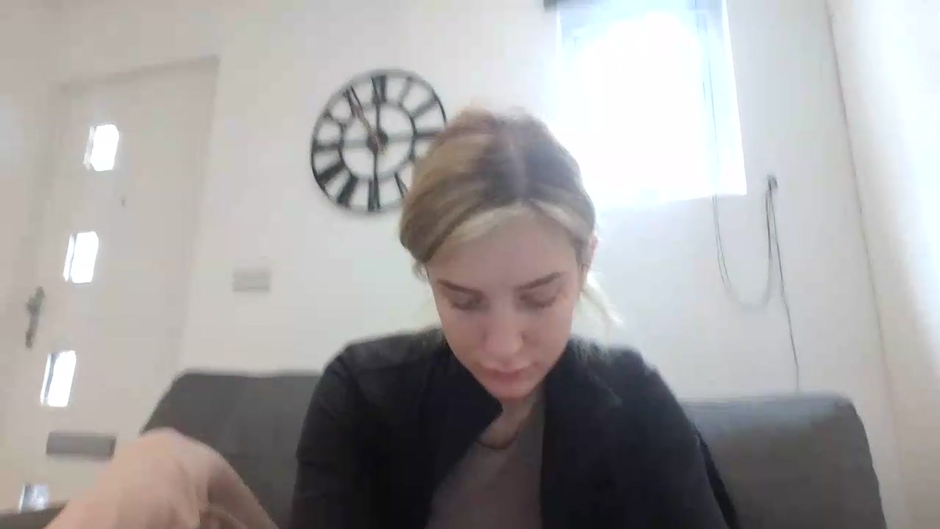 Gallery image thumbnail from Leicontent's myfreecams stream on, 09/16/2026, 11:47 image 10 of 20