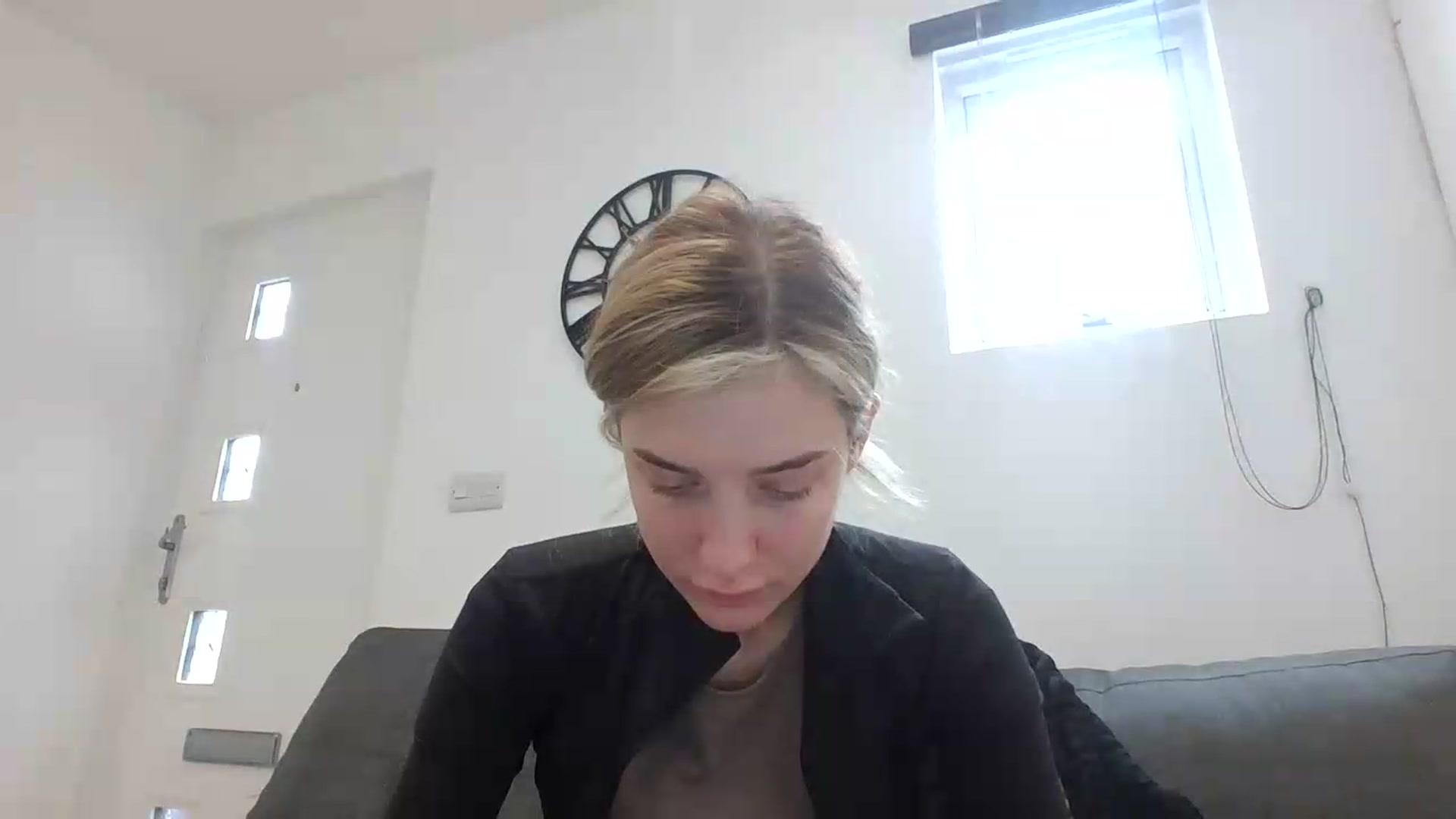 Gallery image thumbnail from Leicontent's myfreecams stream on, 09/16/2026, 11:47 image 14 of 20
