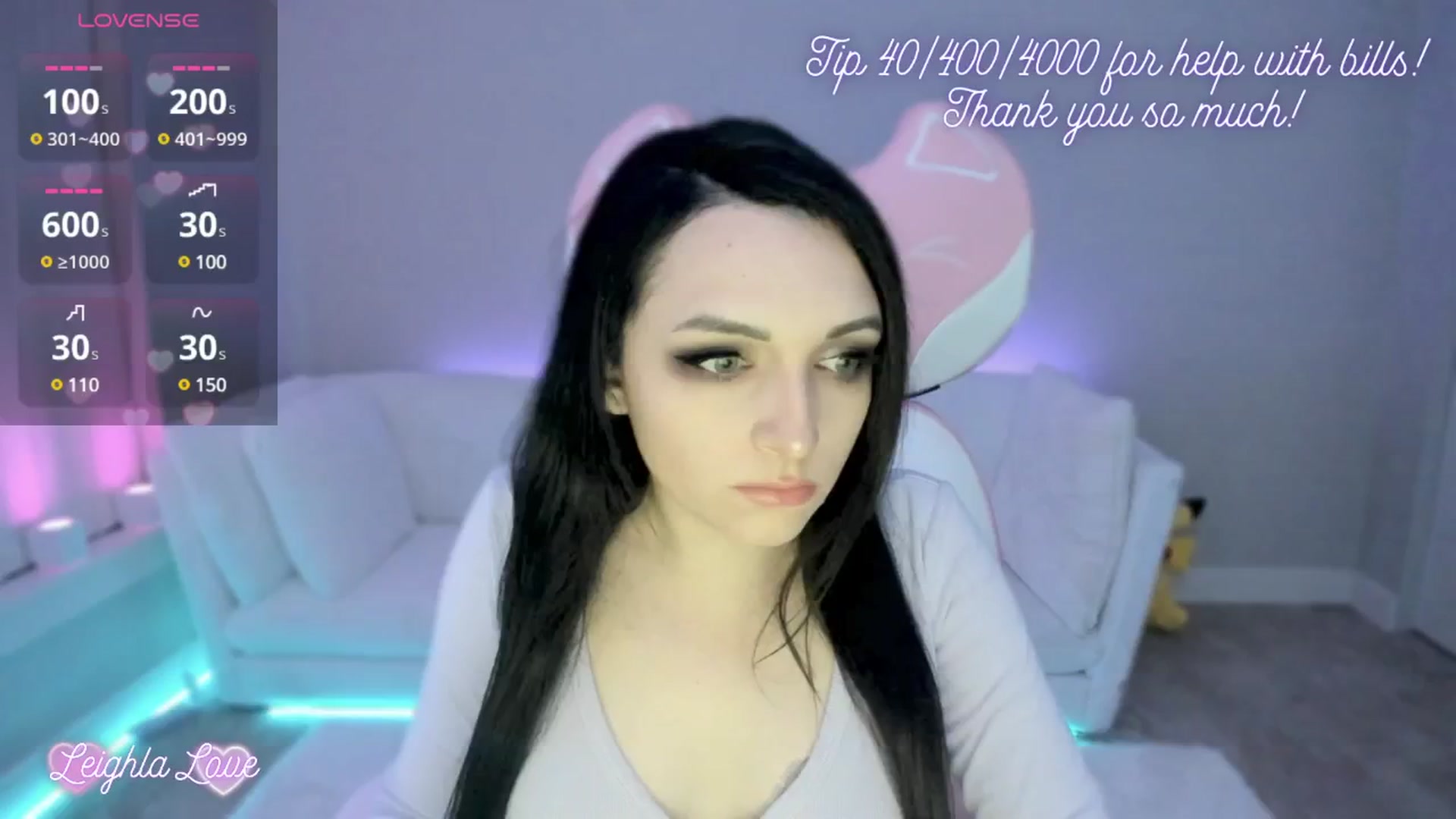 Gallery image thumbnail from LeighlaLove's myfreecams stream on, 04/17/2025, 10:13 image 1 of 20