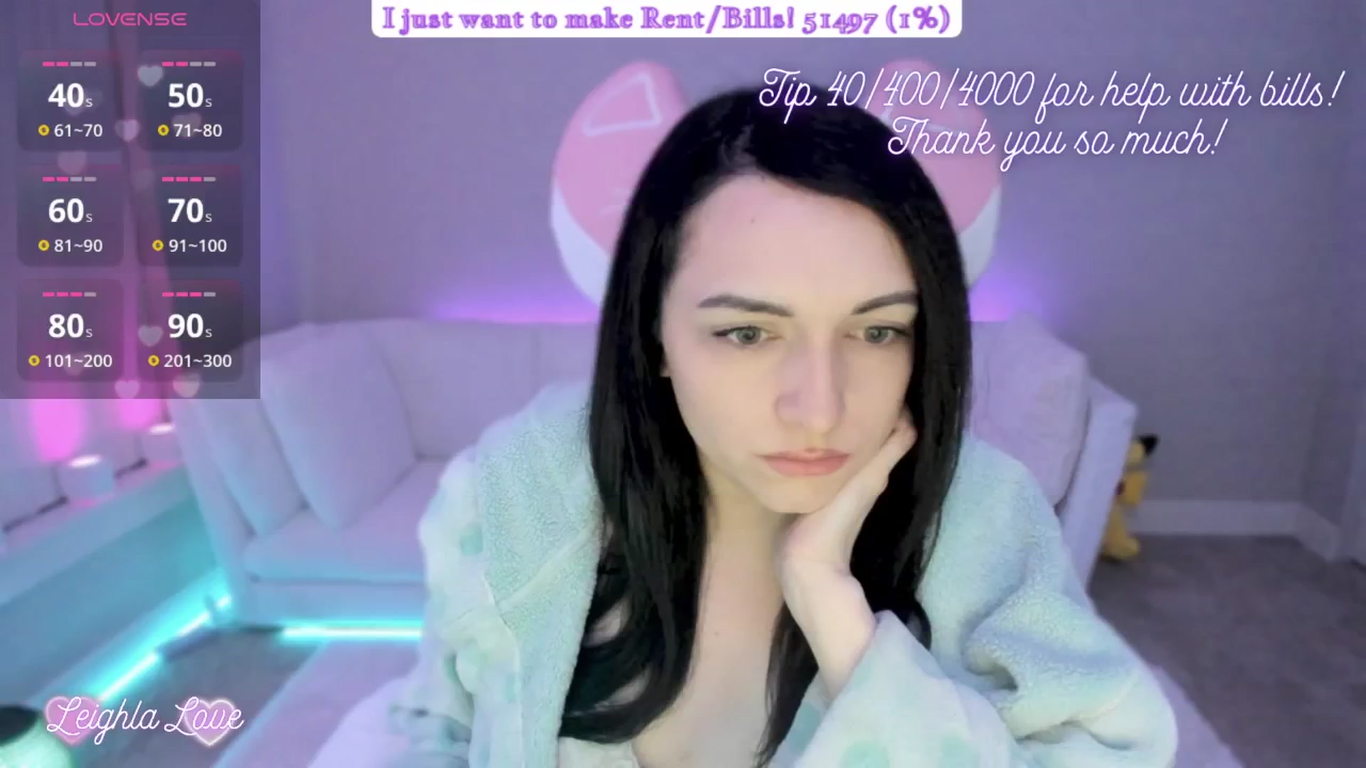 Gallery image thumbnail from LeighlaLove's myfreecams stream on, 04/18/2025, 11:03 image 15 of 20