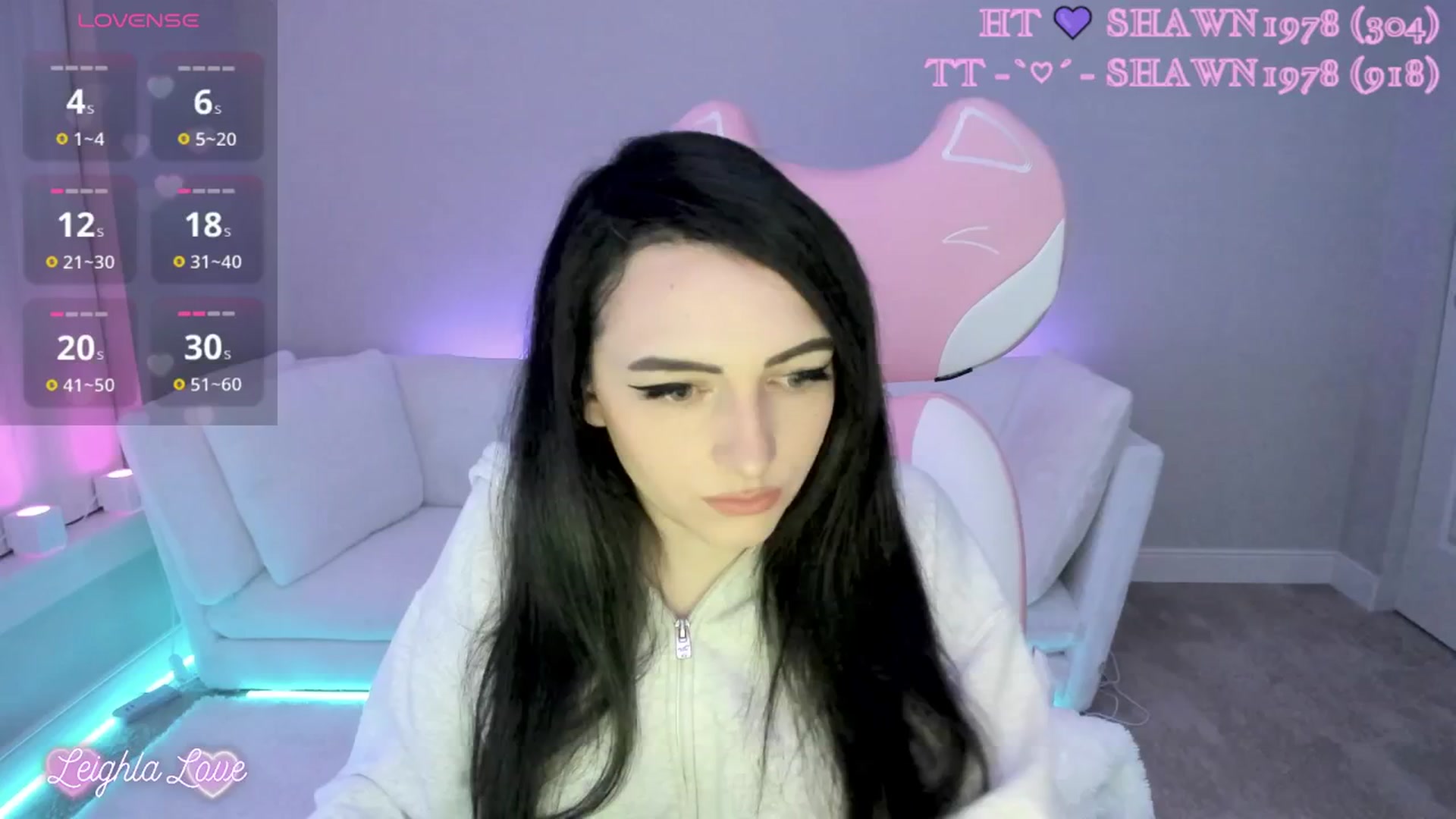 Gallery image thumbnail from LeighlaLove's myfreecams stream on, 05/05/2025, 08:21 image 2 of 20