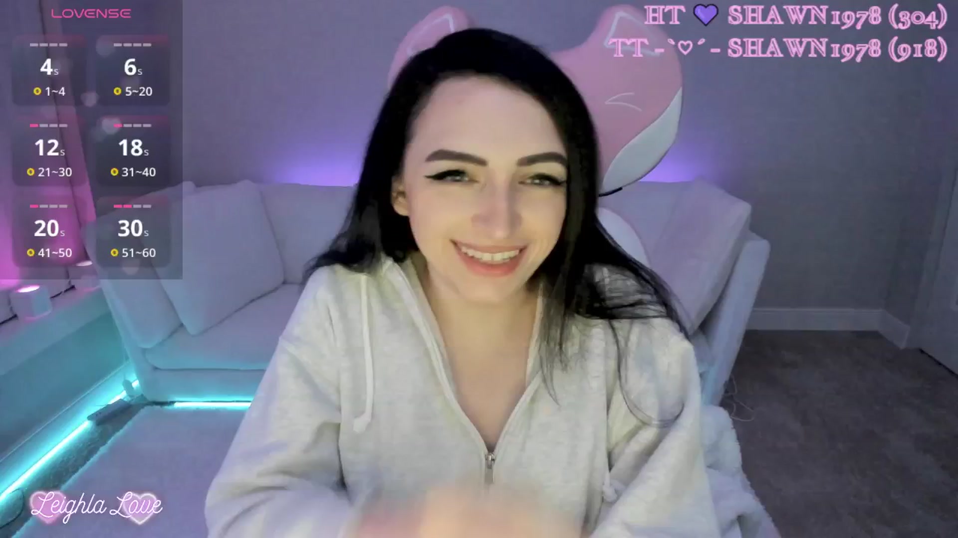 Gallery image thumbnail from LeighlaLove's myfreecams stream on, 05/05/2025, 08:21 image 6 of 20