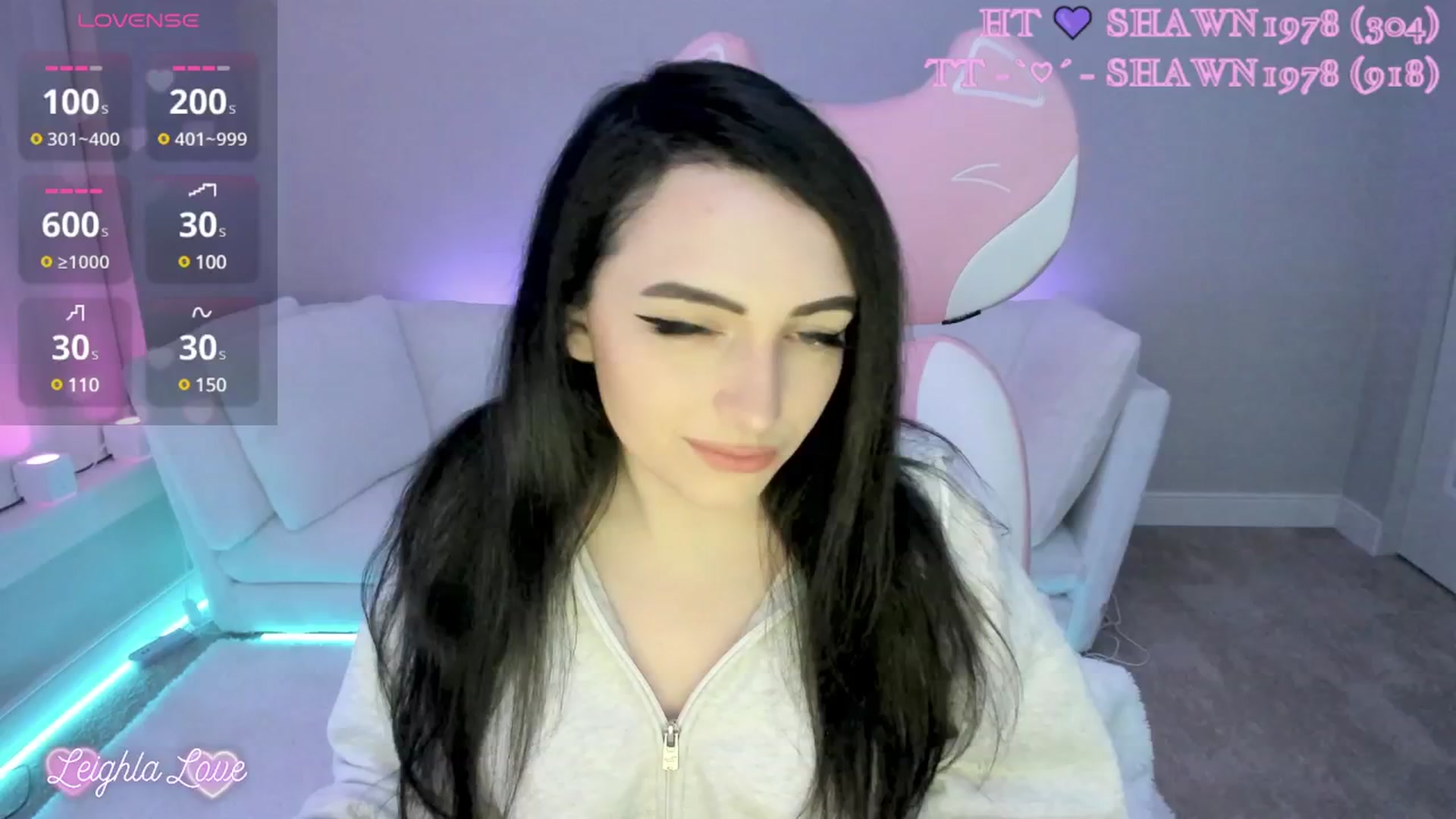 Gallery image thumbnail from LeighlaLove's myfreecams stream on, 05/05/2025, 08:21 image 7 of 20