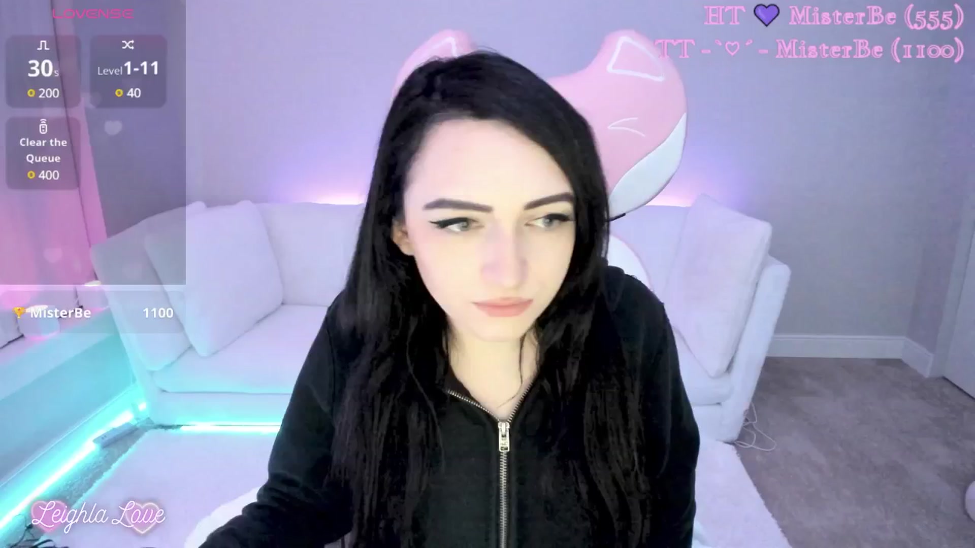 Gallery image thumbnail from LeighlaLove's myfreecams stream on, 05/06/2025, 10:52 image 11 of 20