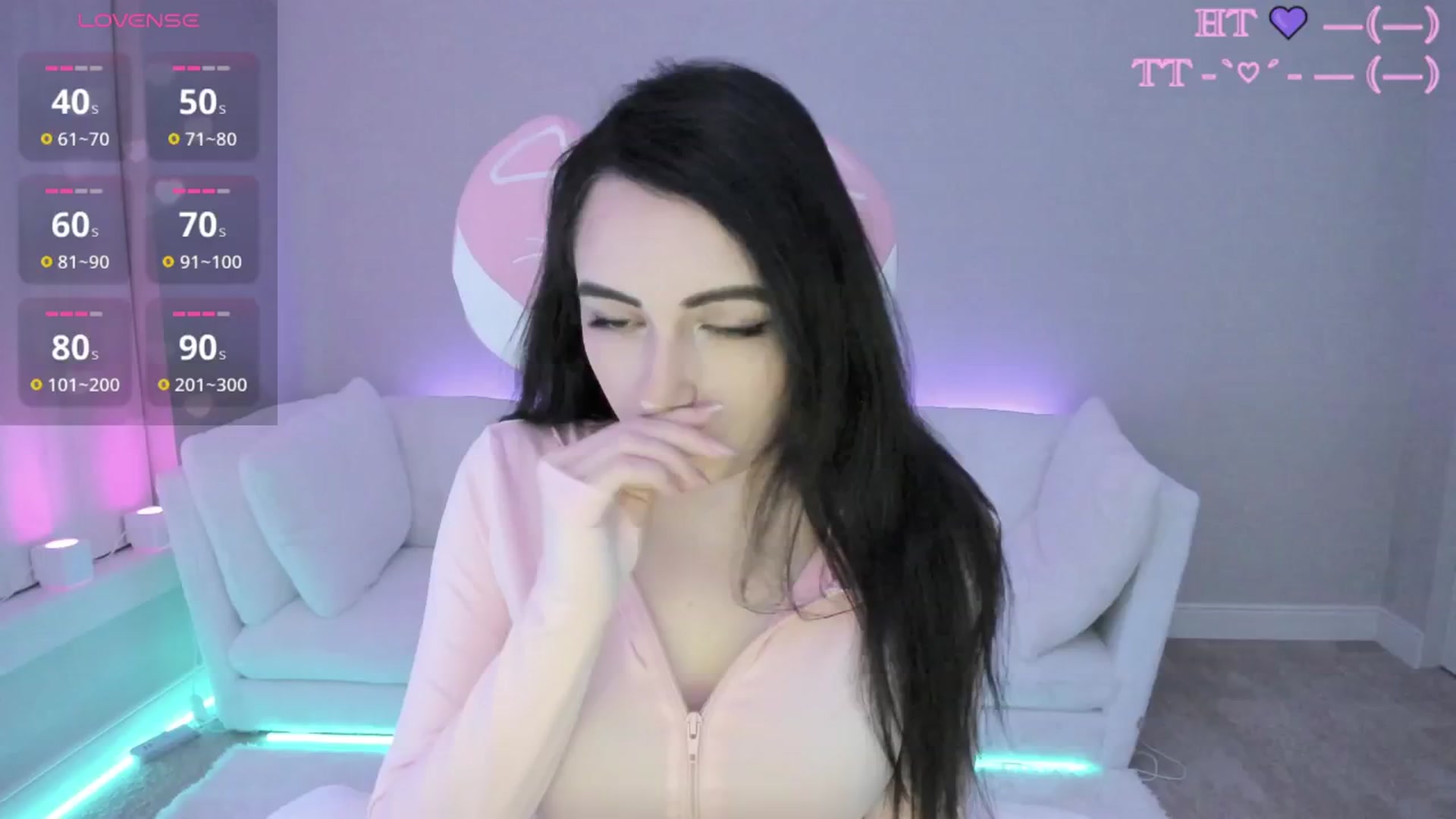 Gallery image thumbnail from LeighlaLove's myfreecams stream on, 05/12/2025, 10:35 image 20 of 20