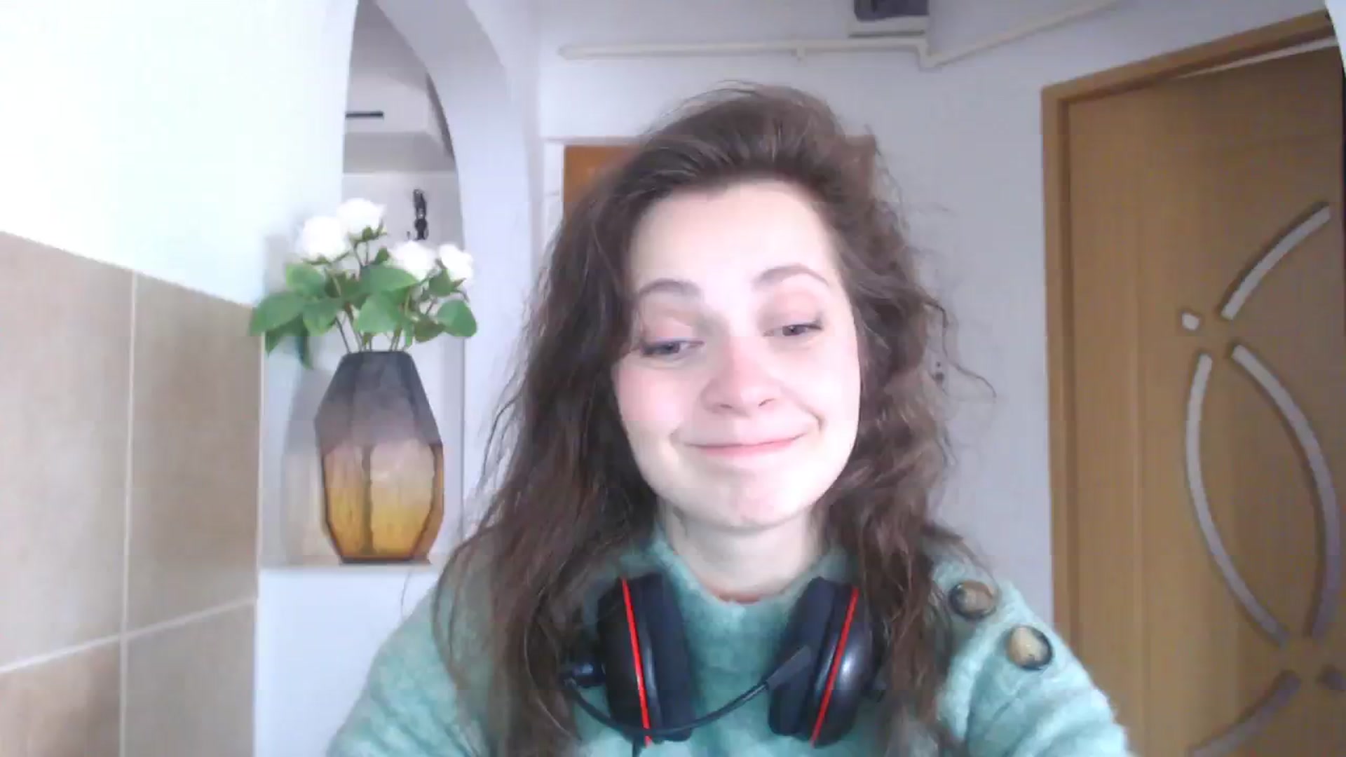 Gallery image thumbnail from LeilaLight's myfreecams stream on, 02/20/2024, 09:54 image 1 of 20