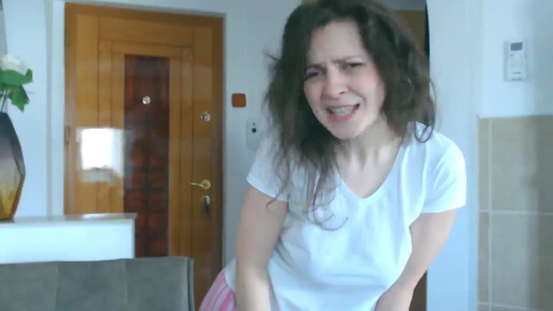 Gallery image thumbnail from LeilaLight's myfreecams stream on, 02/26/2024, 10:07 image 18 of 20