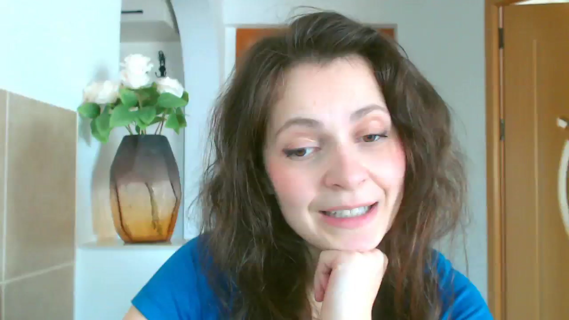 Gallery image thumbnail from LeilaLight's myfreecams stream on, 02/27/2024, 15:10 image 4 of 20