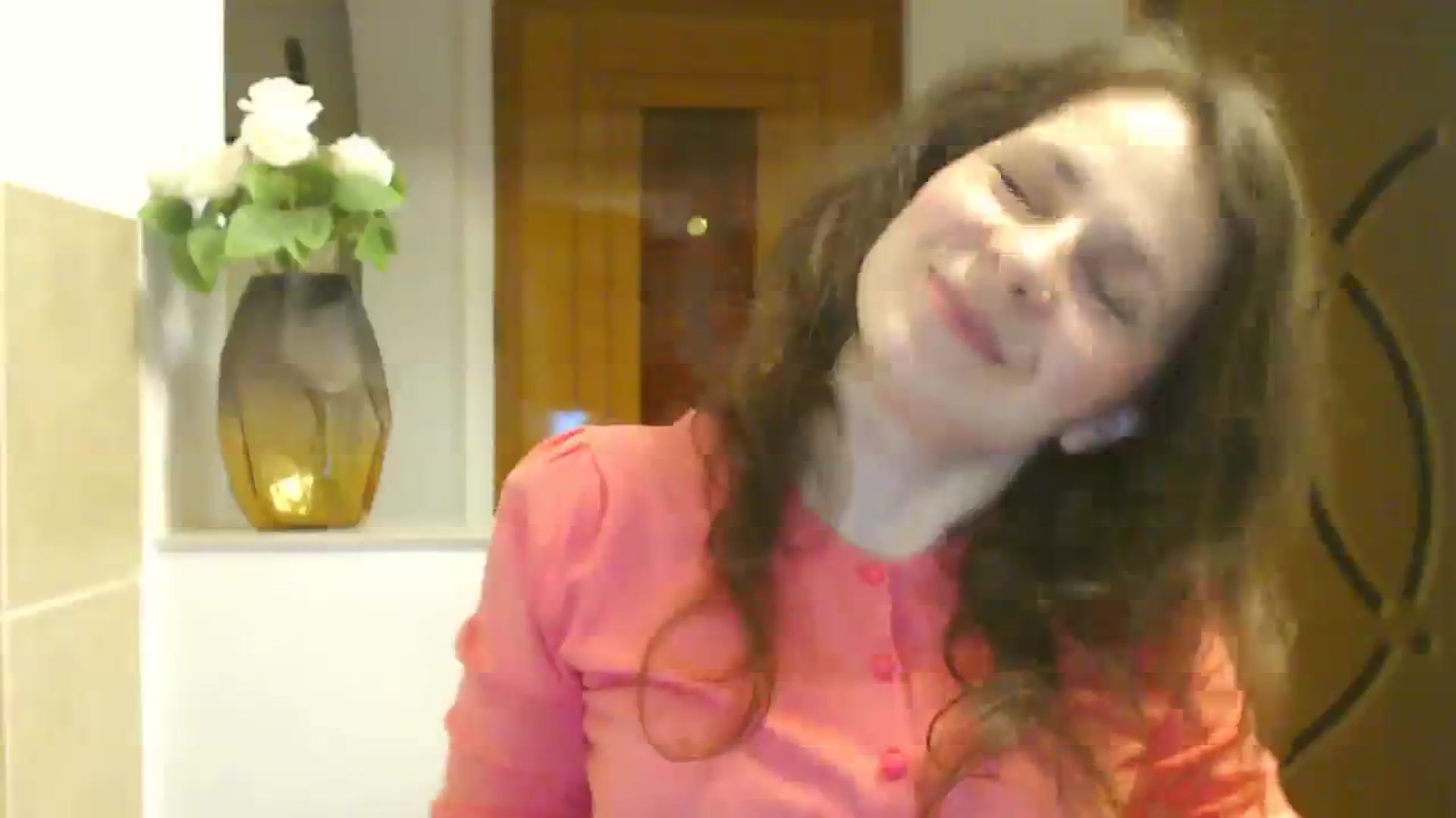 Gallery image thumbnail from LeilaLight's myfreecams stream on, 02/27/2024, 20:42 image 4 of 20