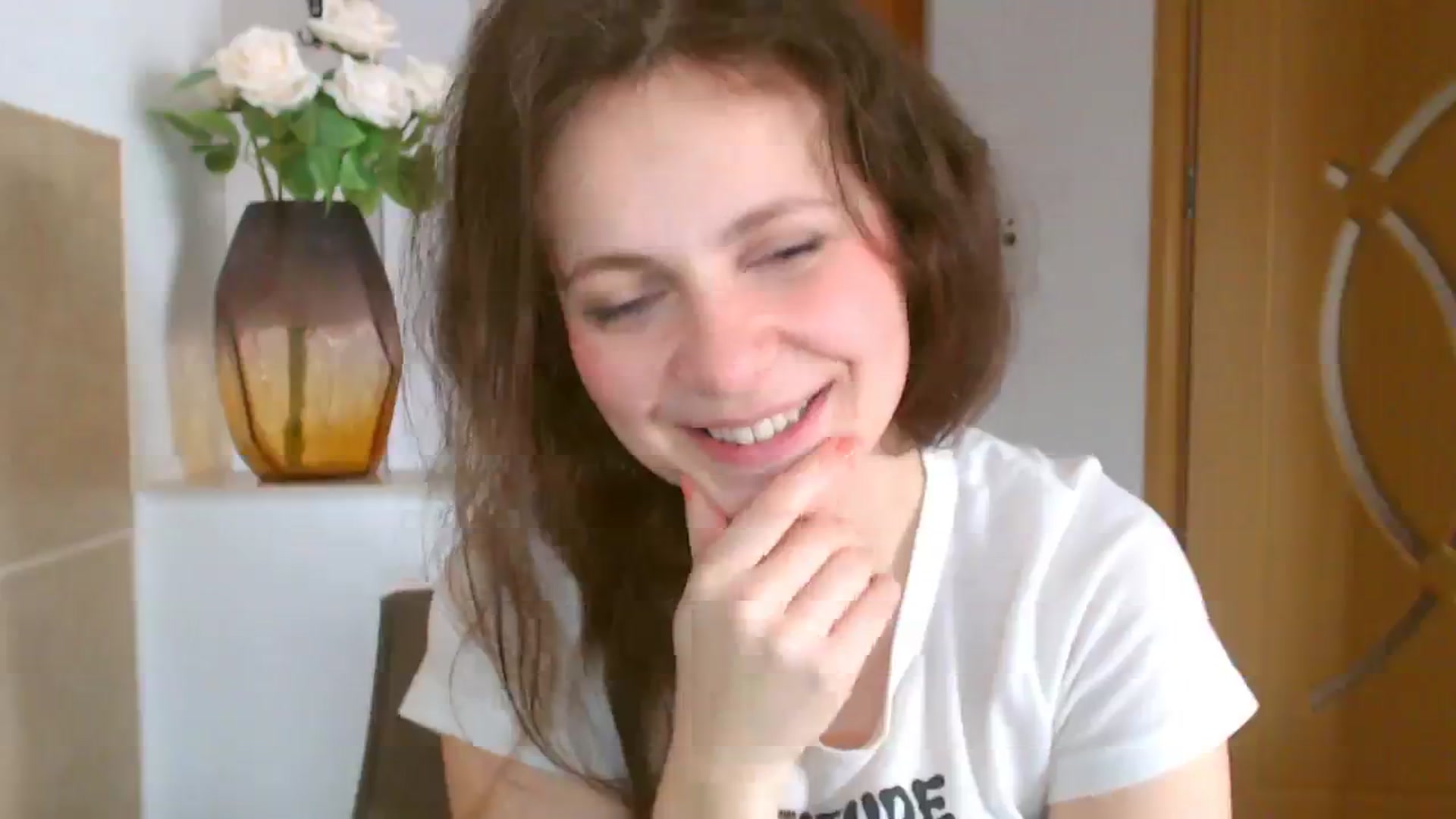 Gallery image thumbnail from LeilaLight's myfreecams stream on, 03/02/2024, 12:58 image 17 of 20