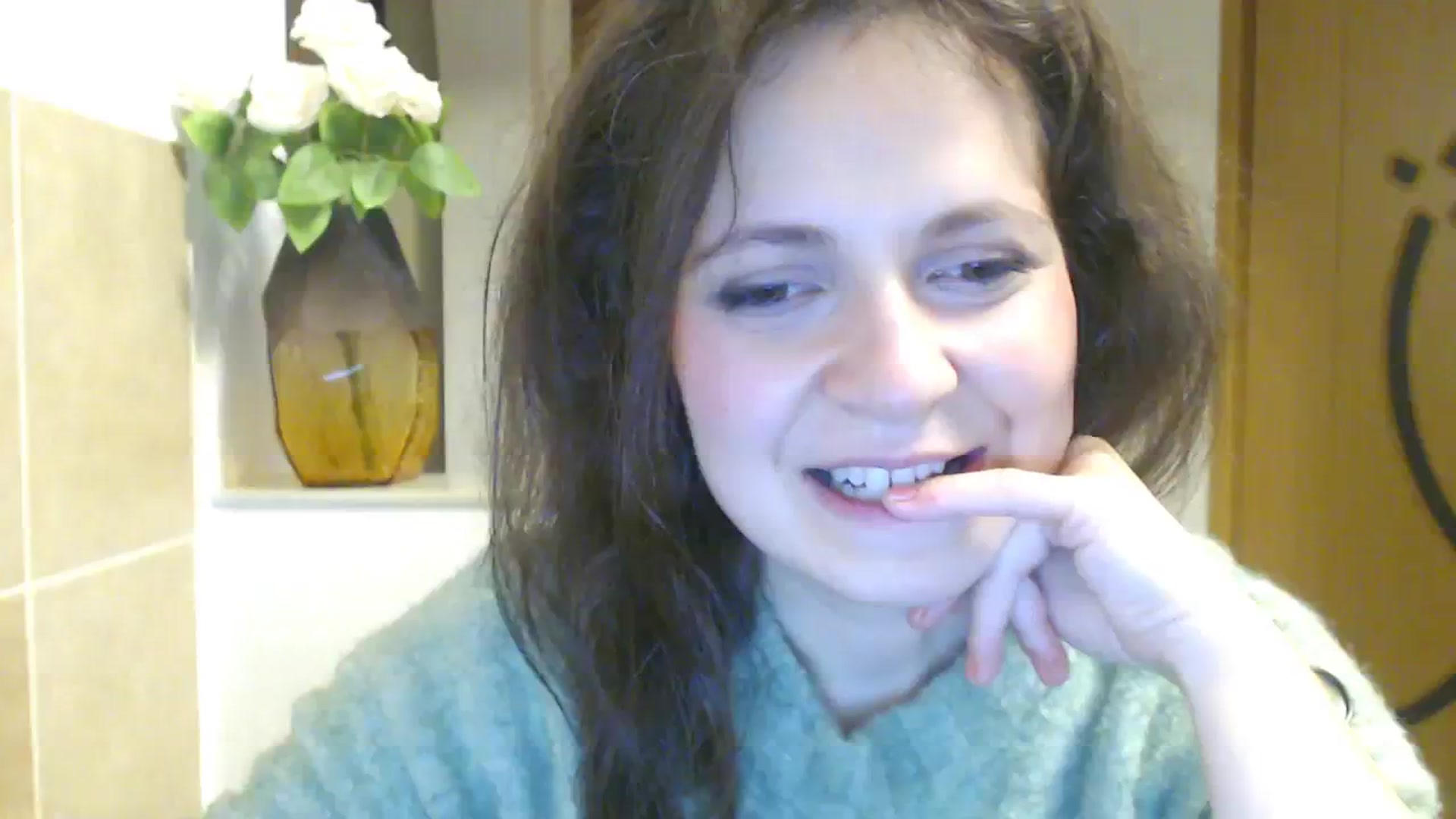 Gallery image thumbnail from LeilaLight's myfreecams stream on, 03/02/2024, 22:48 image 13 of 20